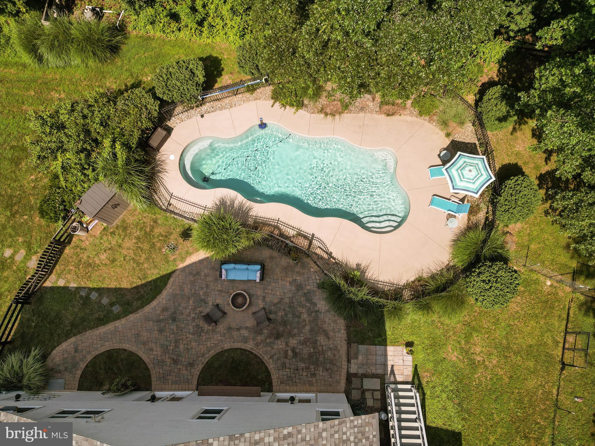 GOLDEN SPRINGS - Residential