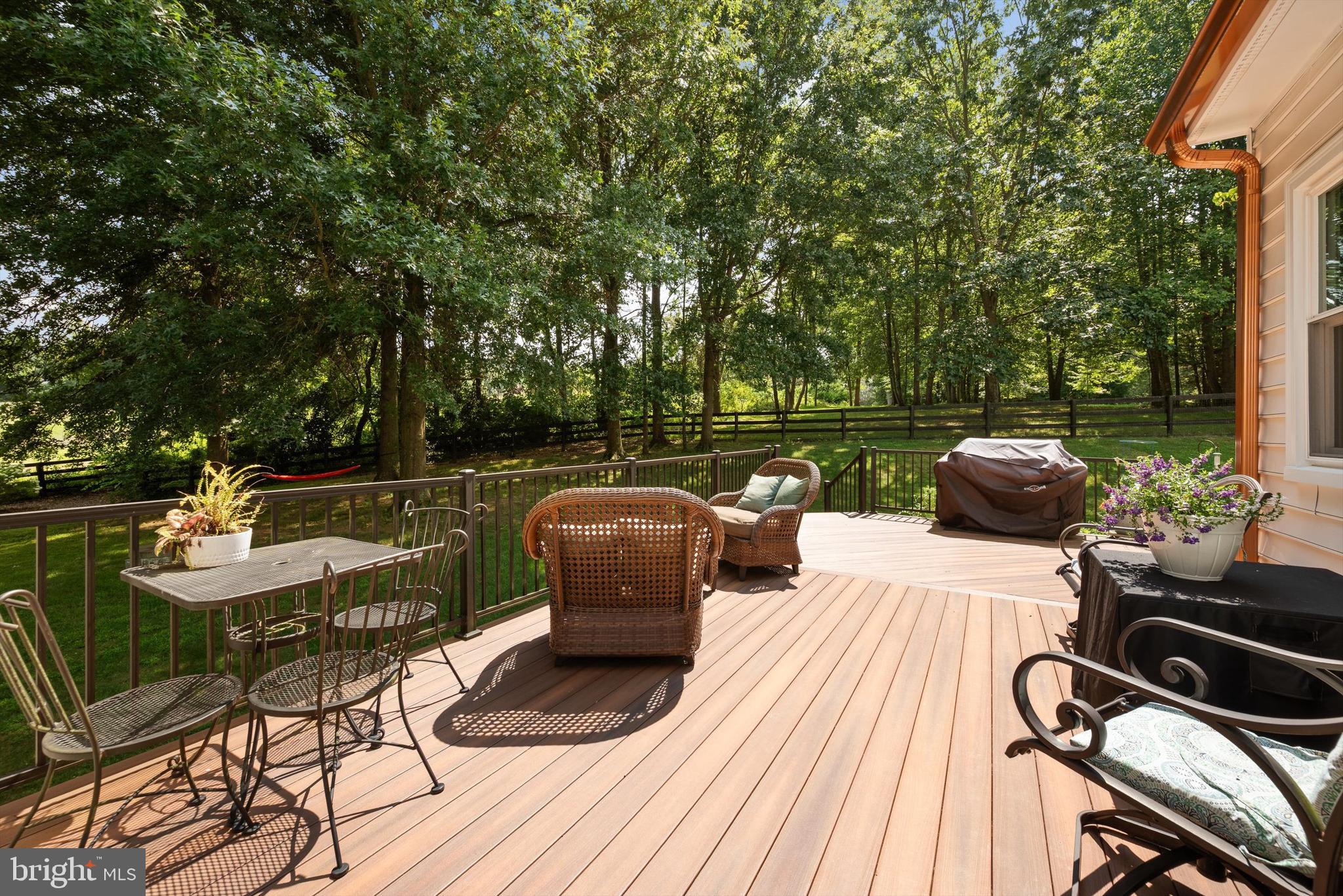 GOLDEN SPRINGS - Residential