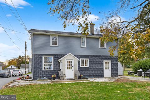 6 SOUTH AVENUE LANDISVILLE PA 17538