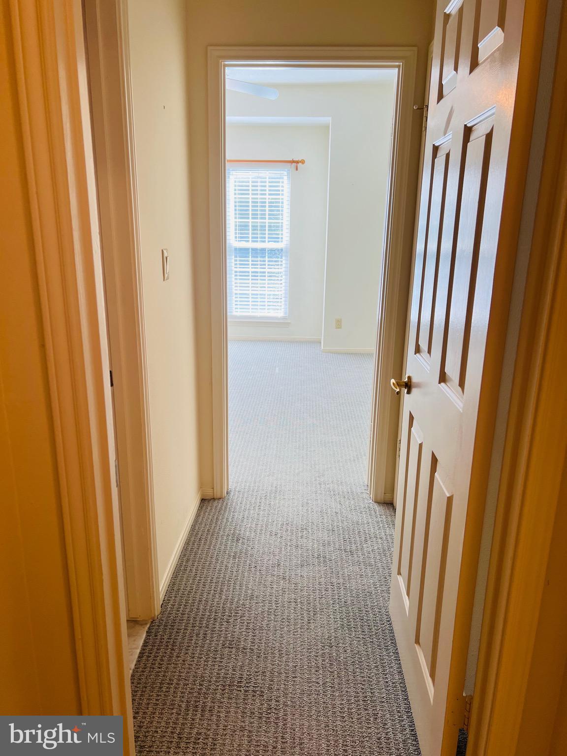 ENGLISH COUNTRY MANOR - Residential Lease