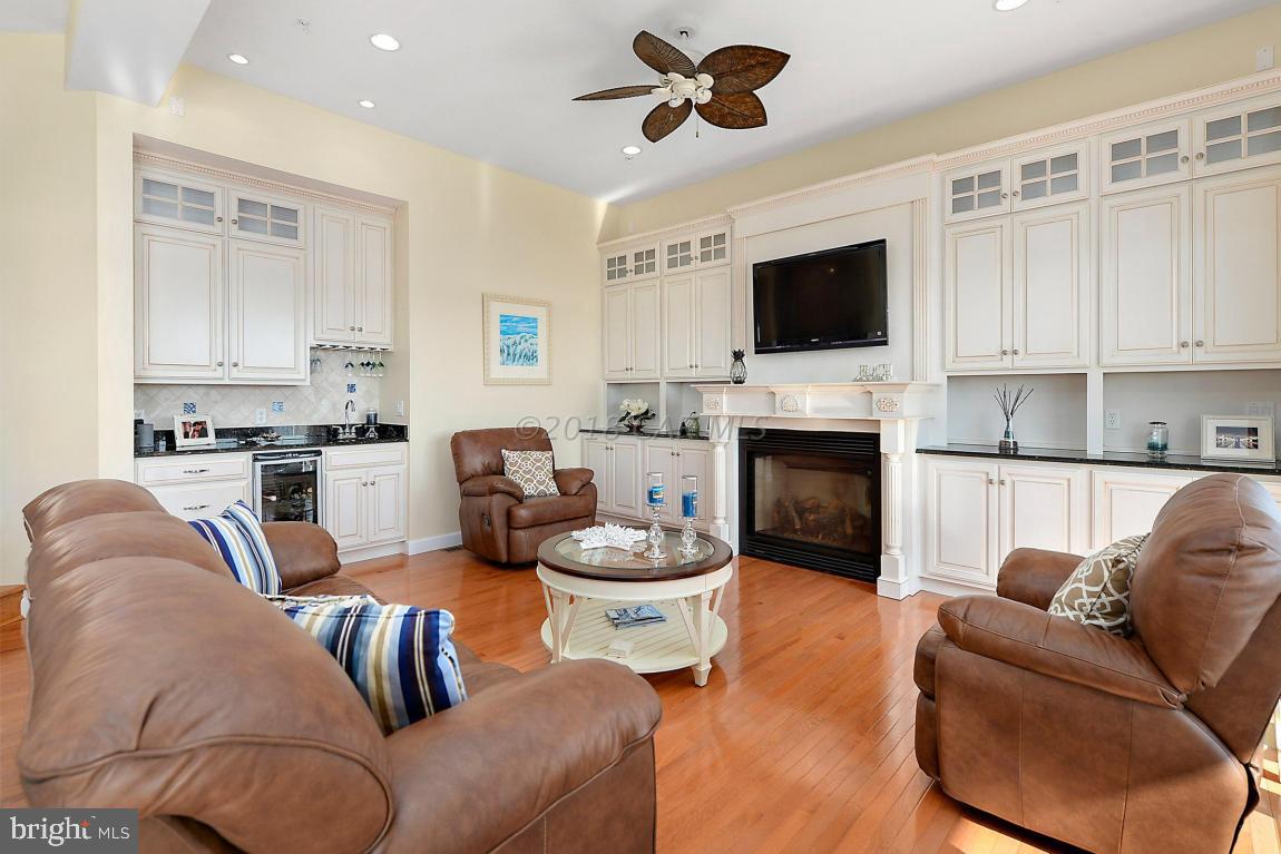 CAINE KEYS II EXT - Residential