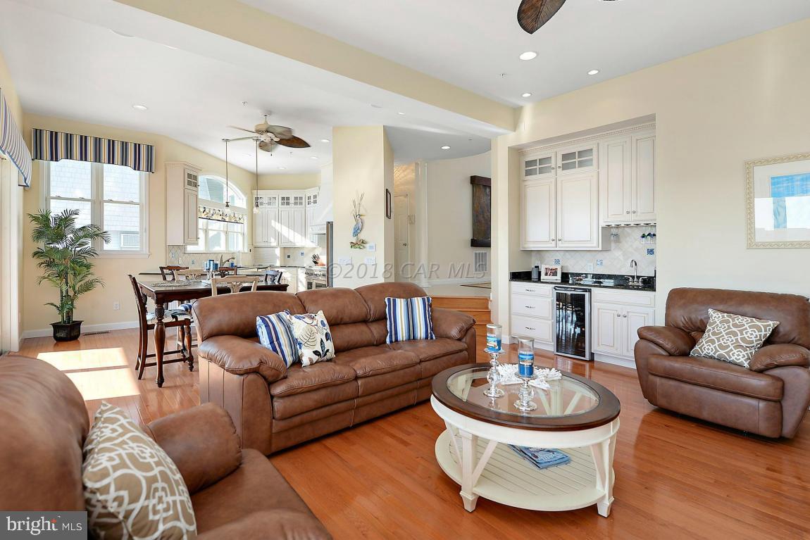 CAINE KEYS II EXT - Residential