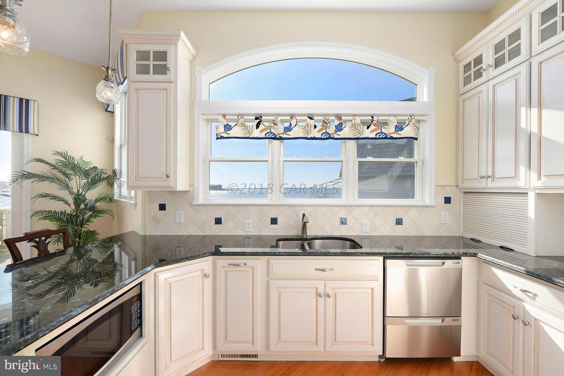 CAINE KEYS II EXT - Residential