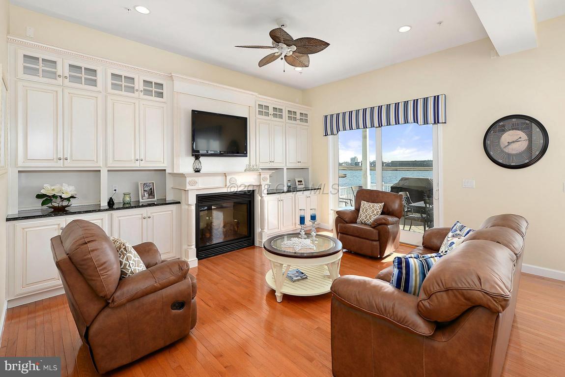 CAINE KEYS II EXT - Residential