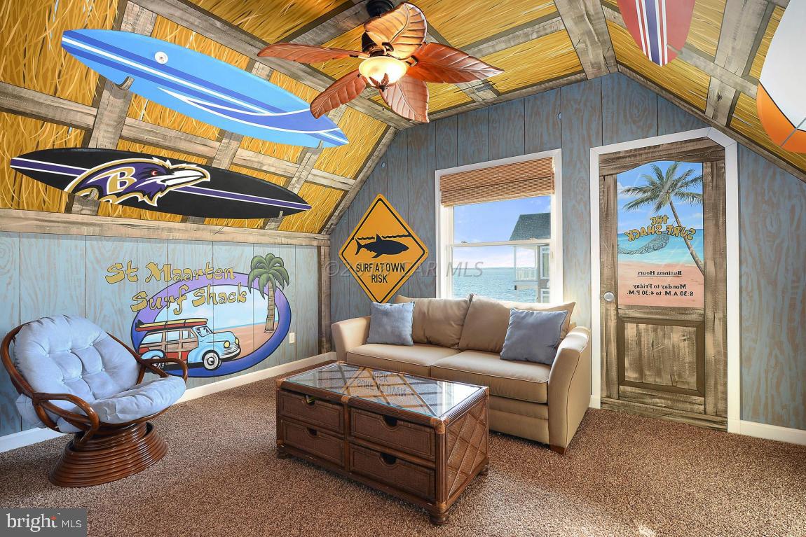 CAINE KEYS II EXT - Residential