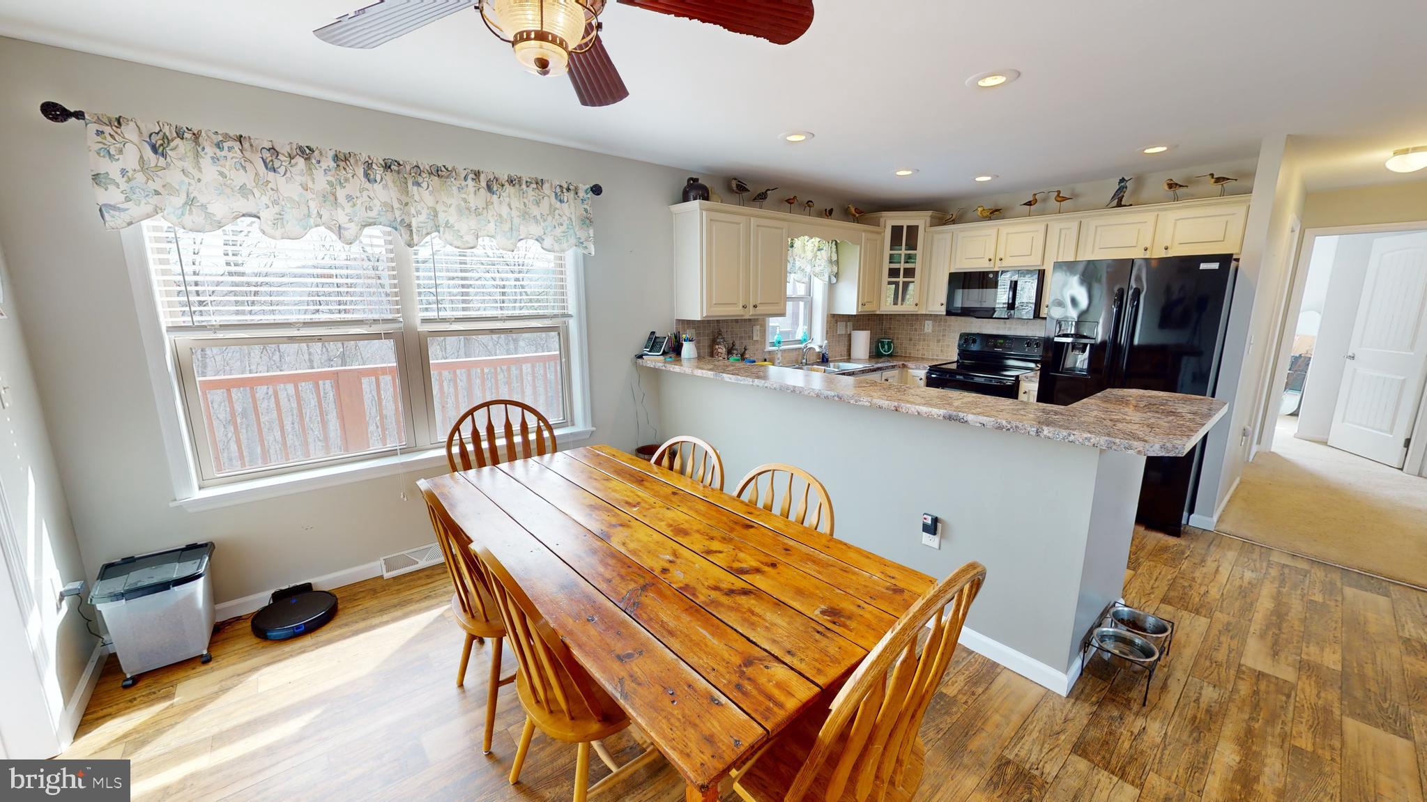 LOST RIVER BLUFFS - Residential