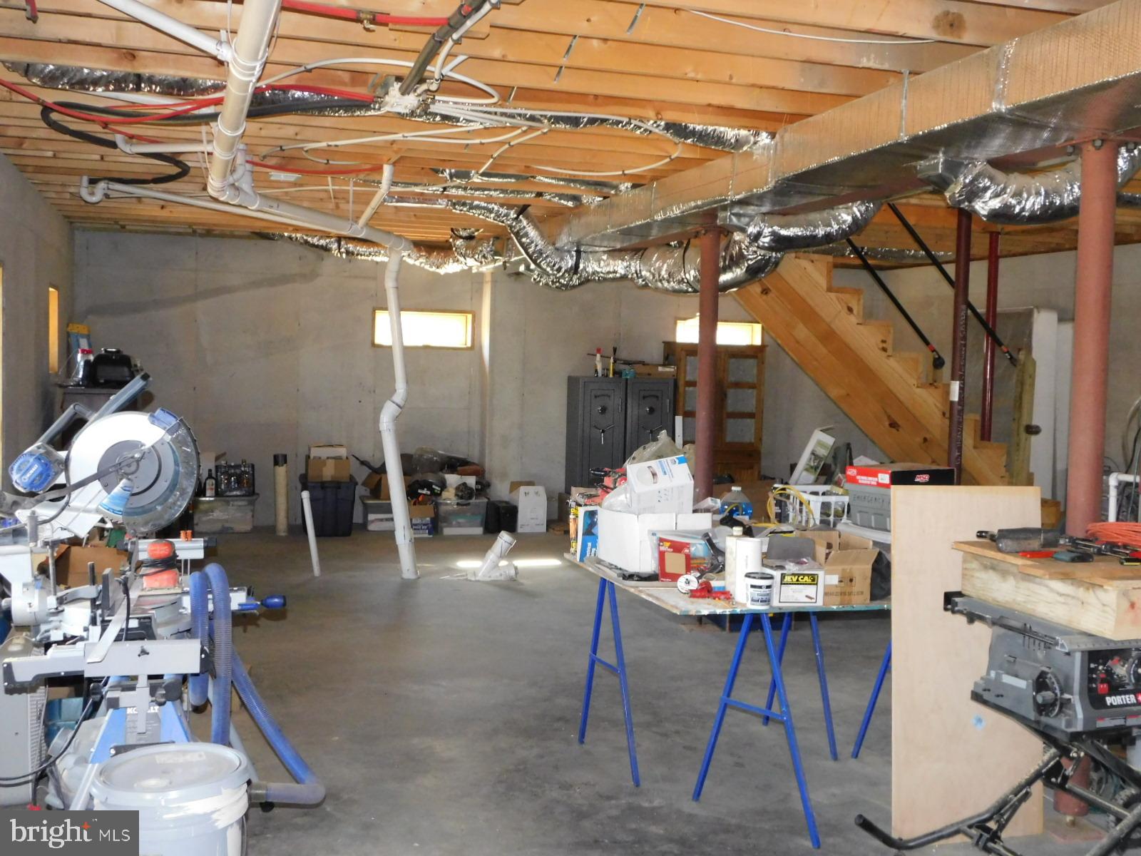 LOST RIVER BLUFFS - Residential