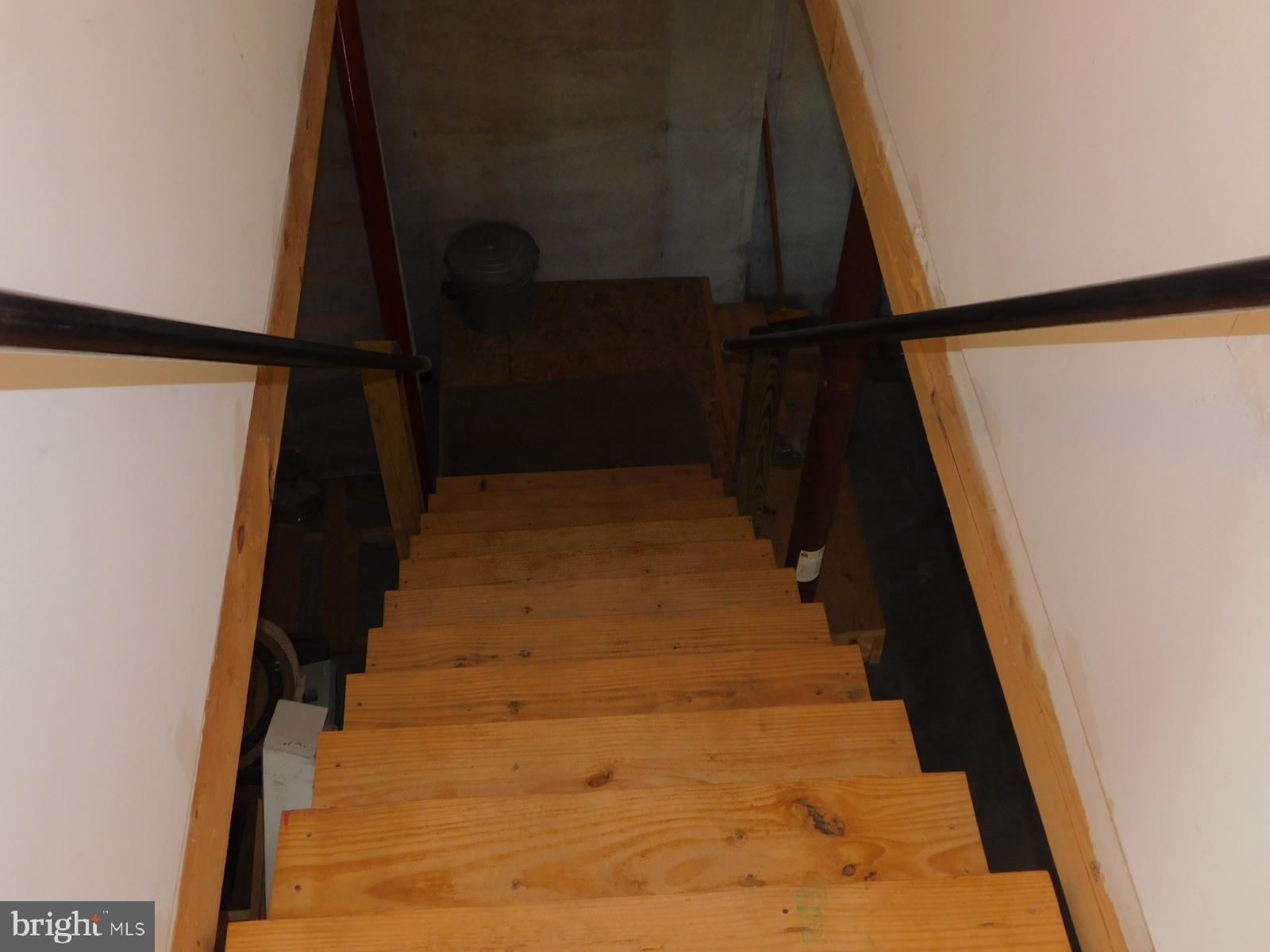 LOST RIVER BLUFFS - Residential