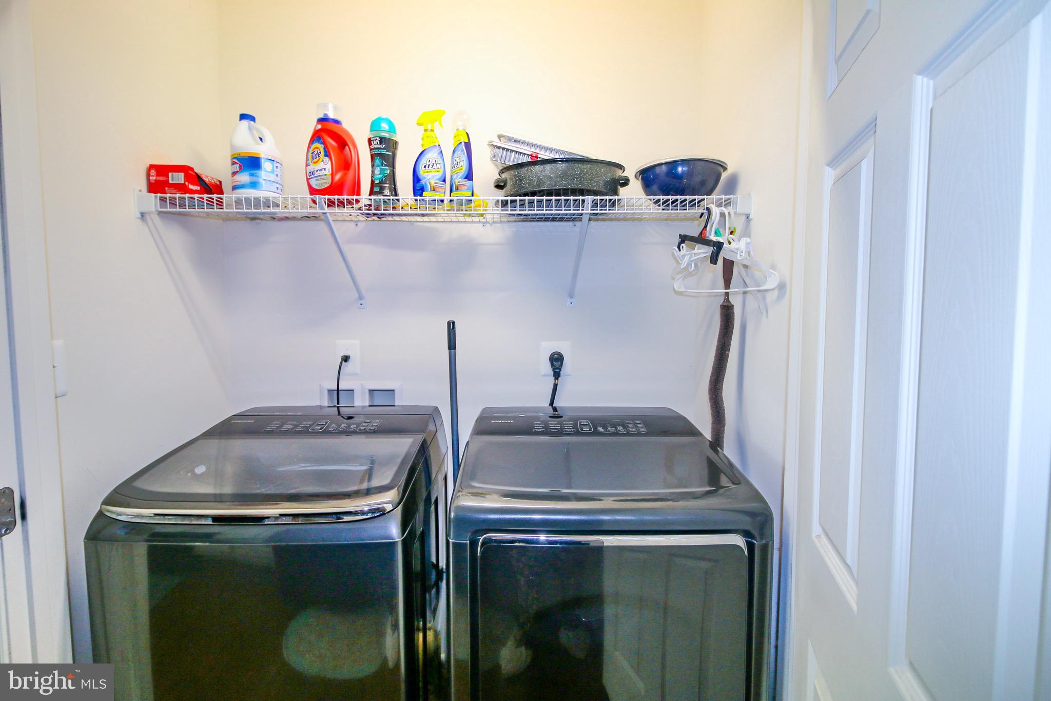 WHISPERING WOODS - Residential