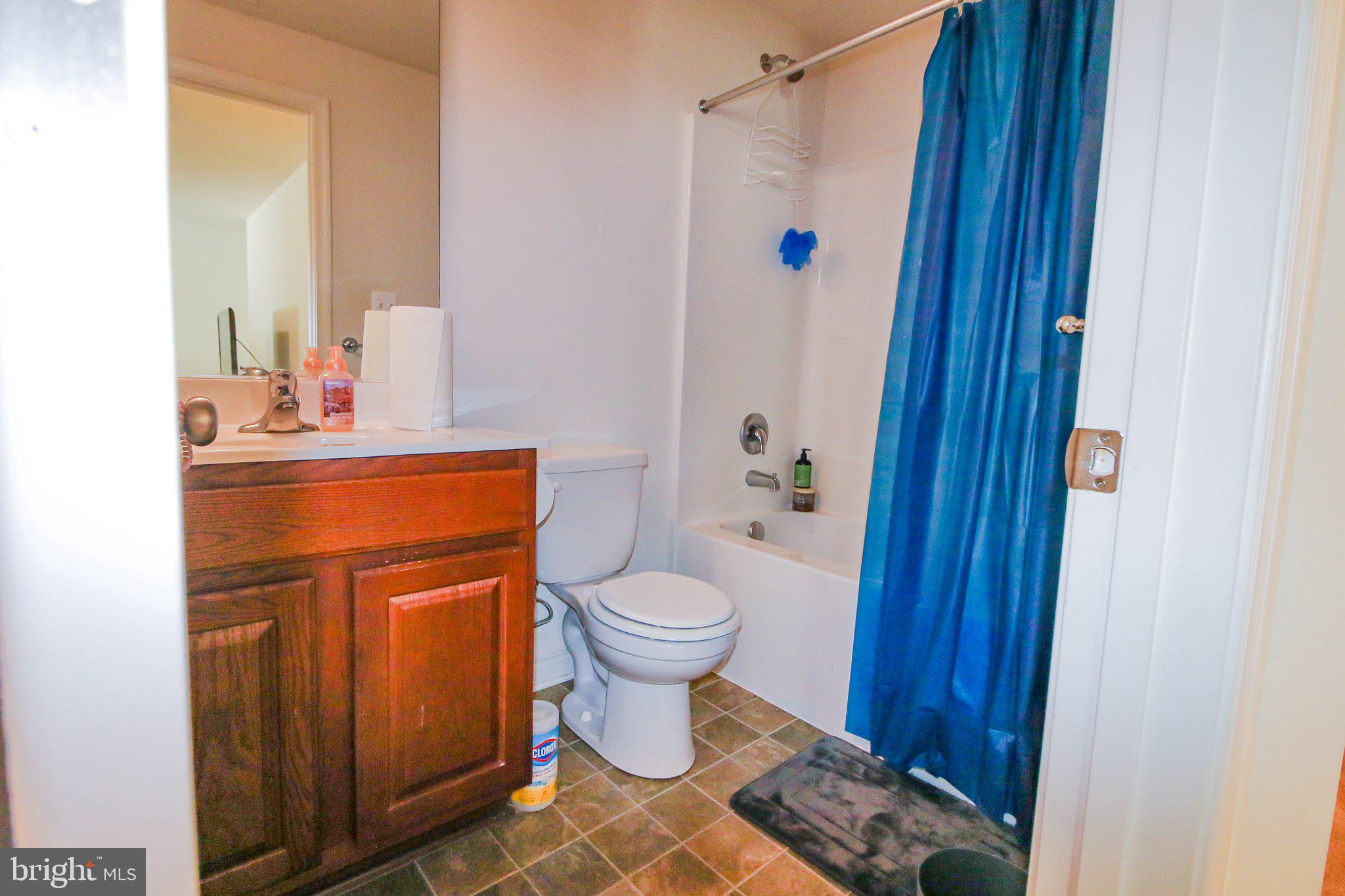 WHISPERING WOODS - Residential