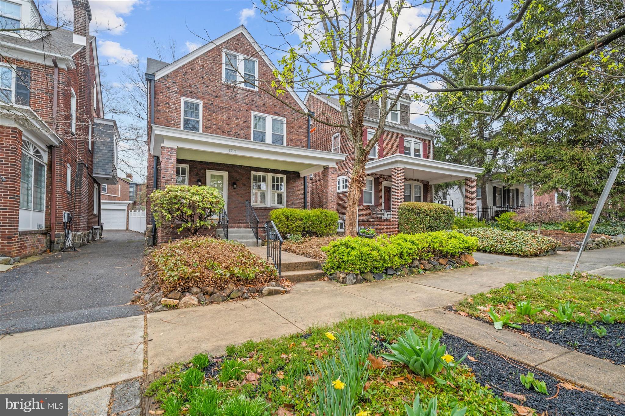 2705 BAYNARD BOULEVARD