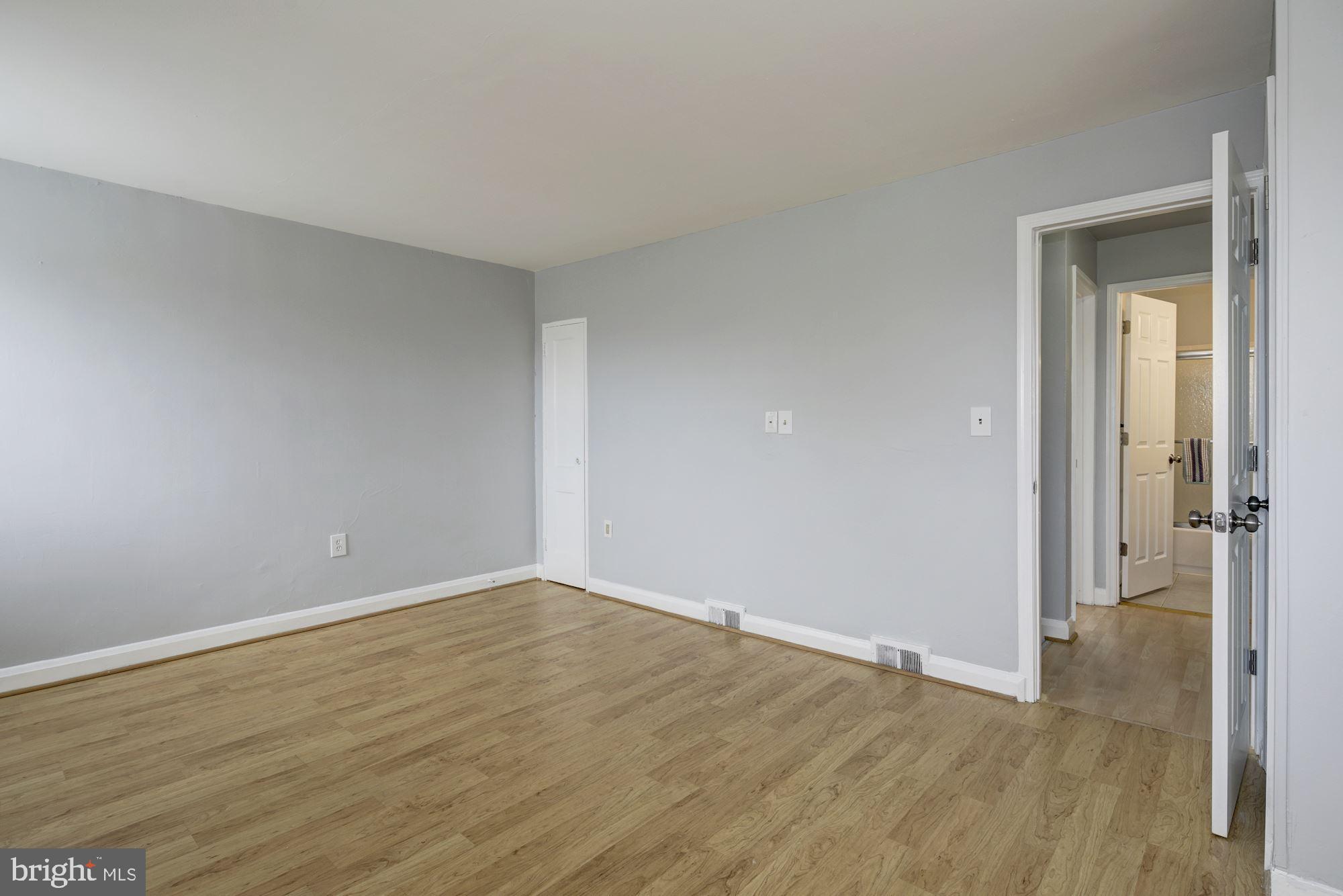 PERRING LOCH - Residential