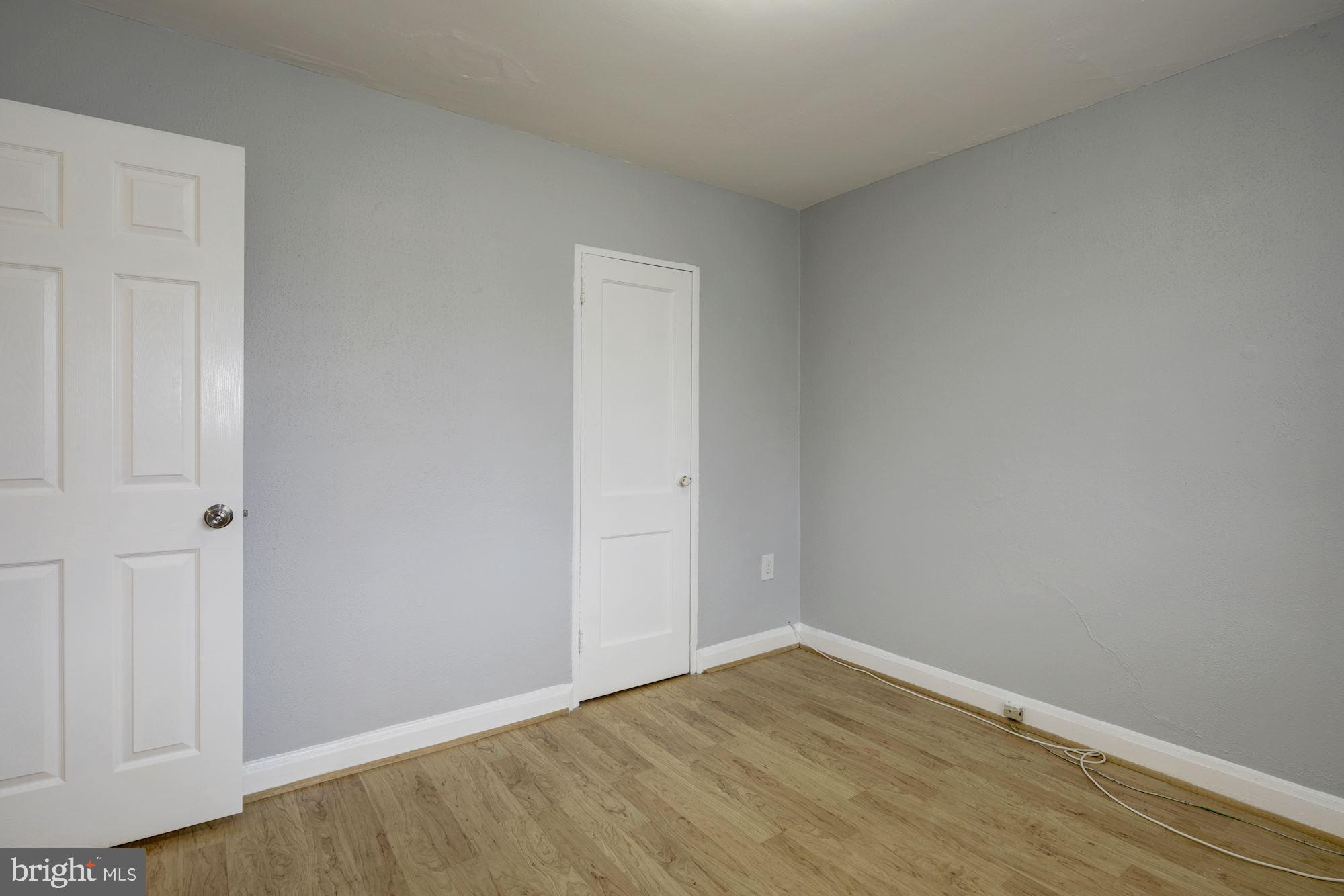 PERRING LOCH - Residential