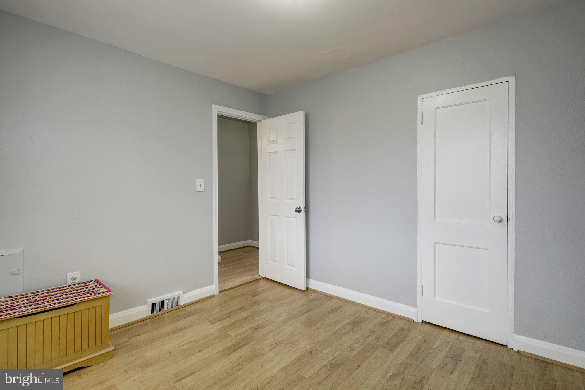 PERRING LOCH - Residential