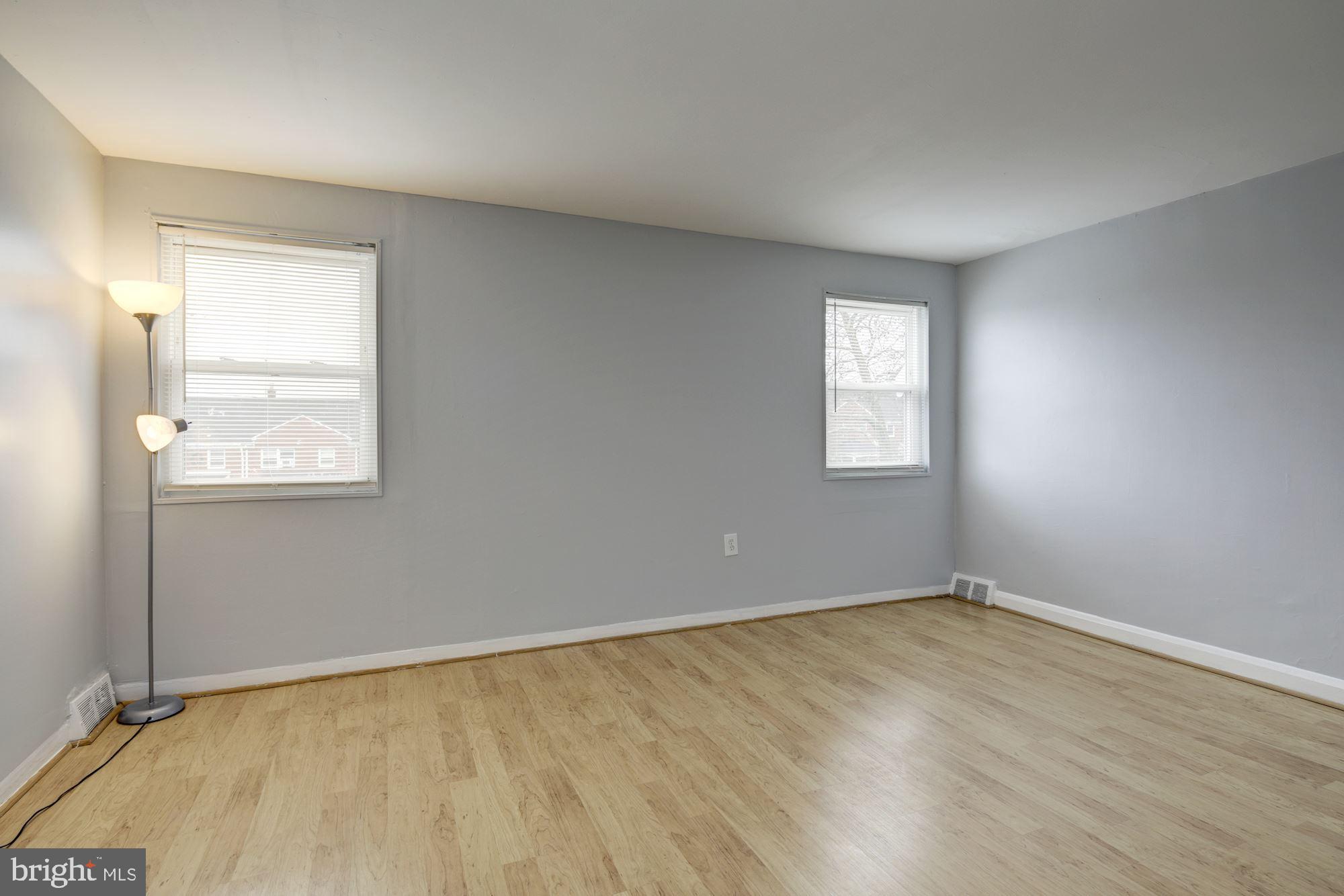 PERRING LOCH - Residential