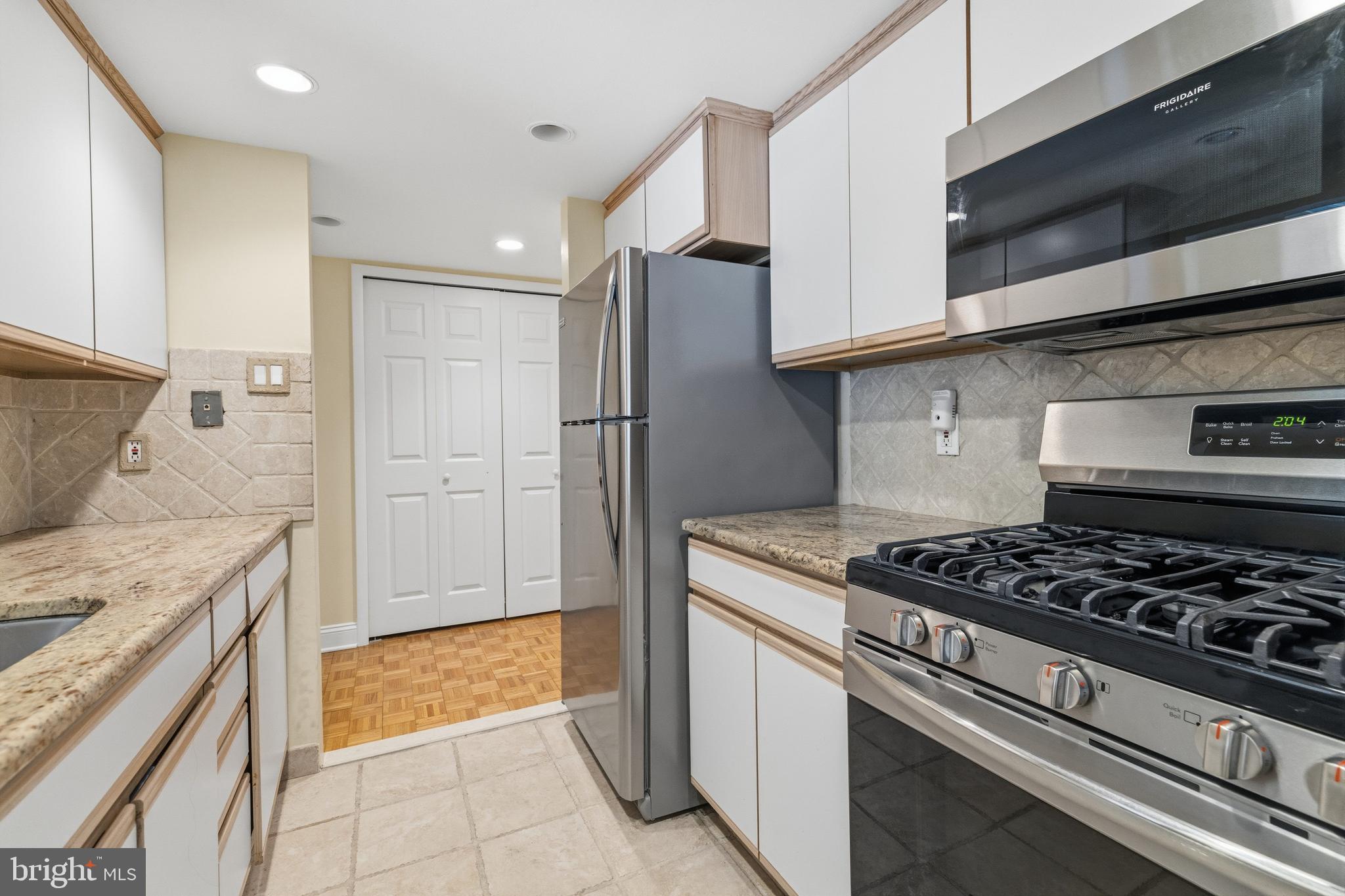BEAVER HILL - Residential