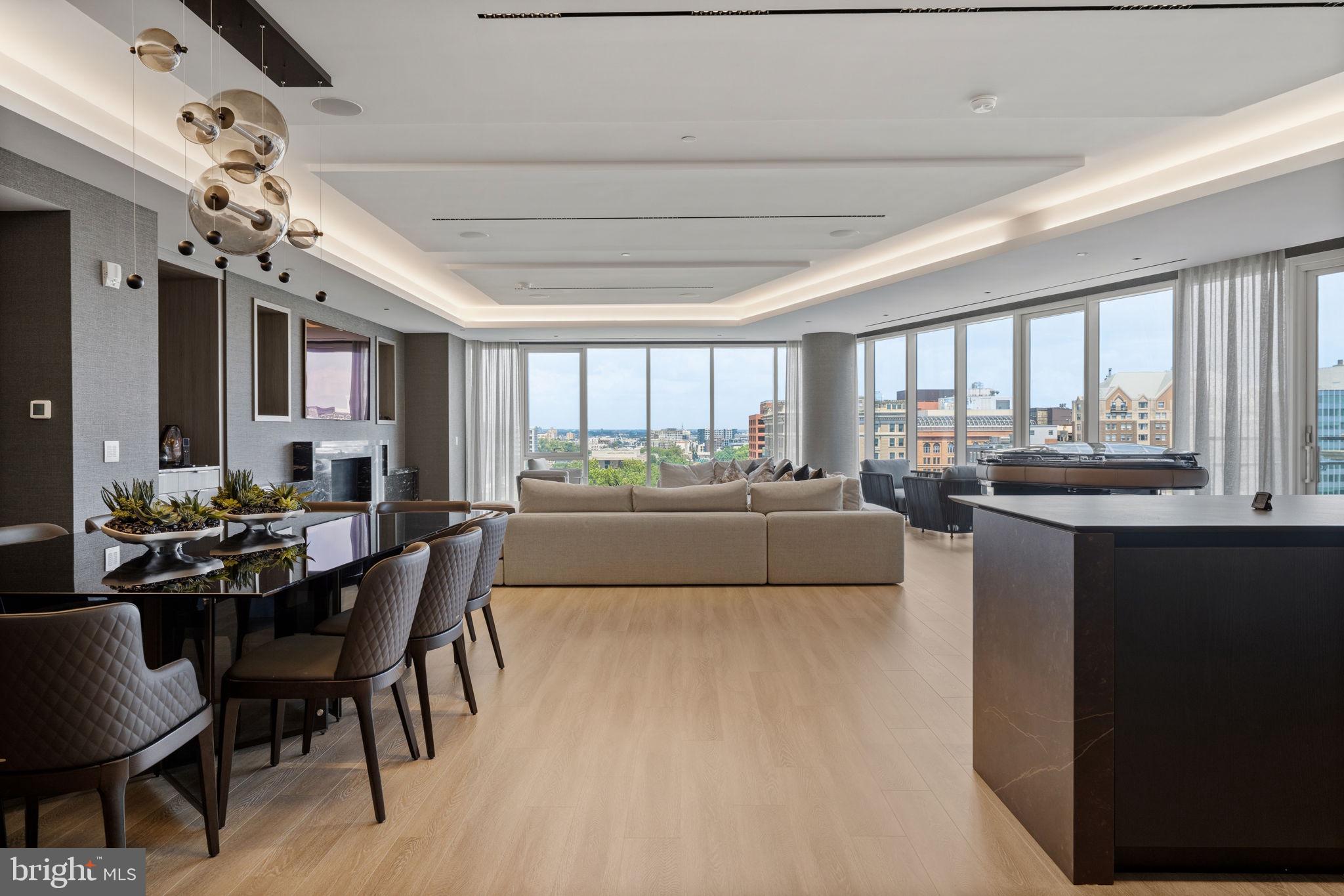 500 WALNUT STREET 1101/02