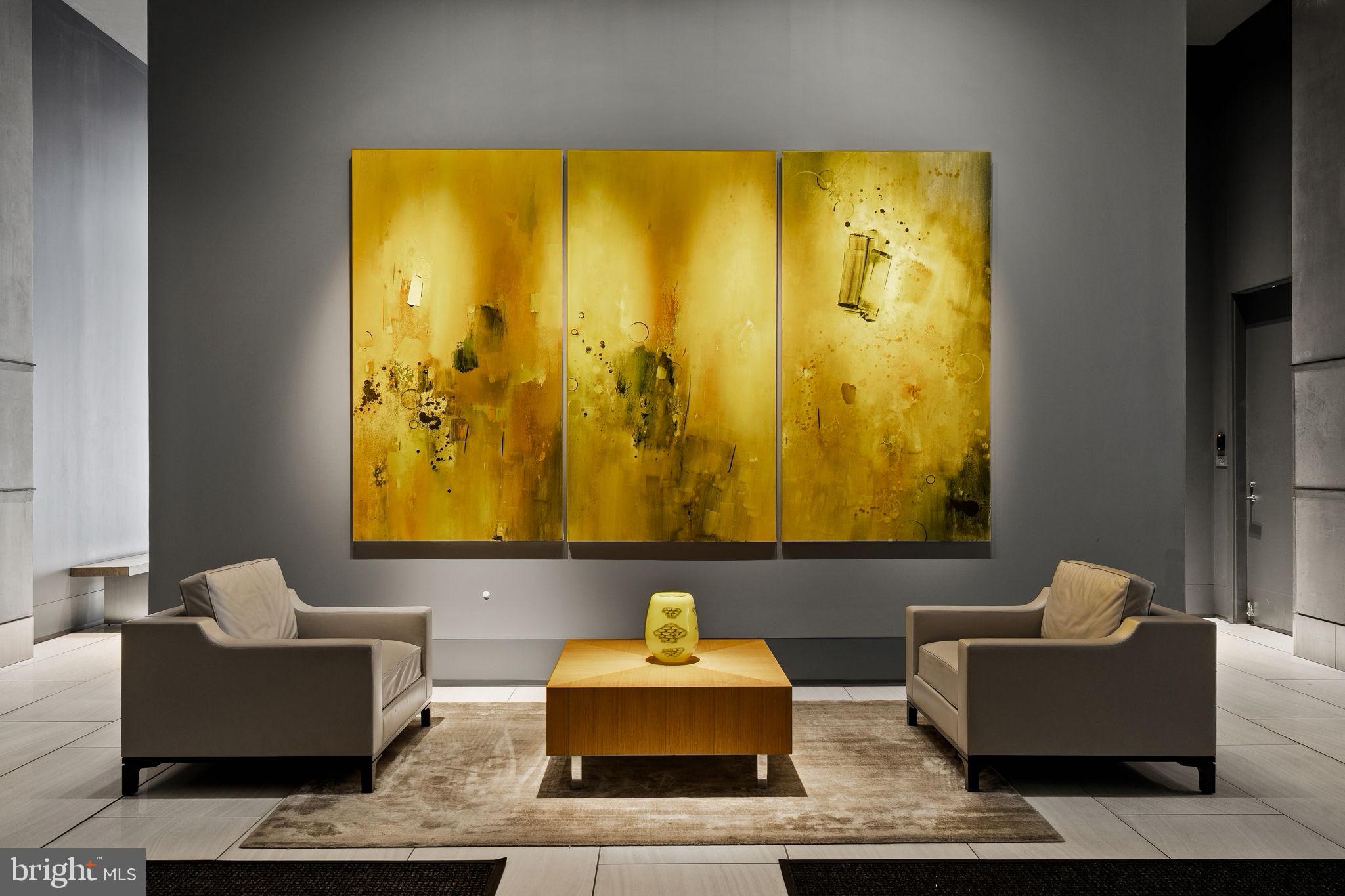 An Extraordinary Custom Full Floor Trophy Unit at 500 WalnutLocated wi – image 116