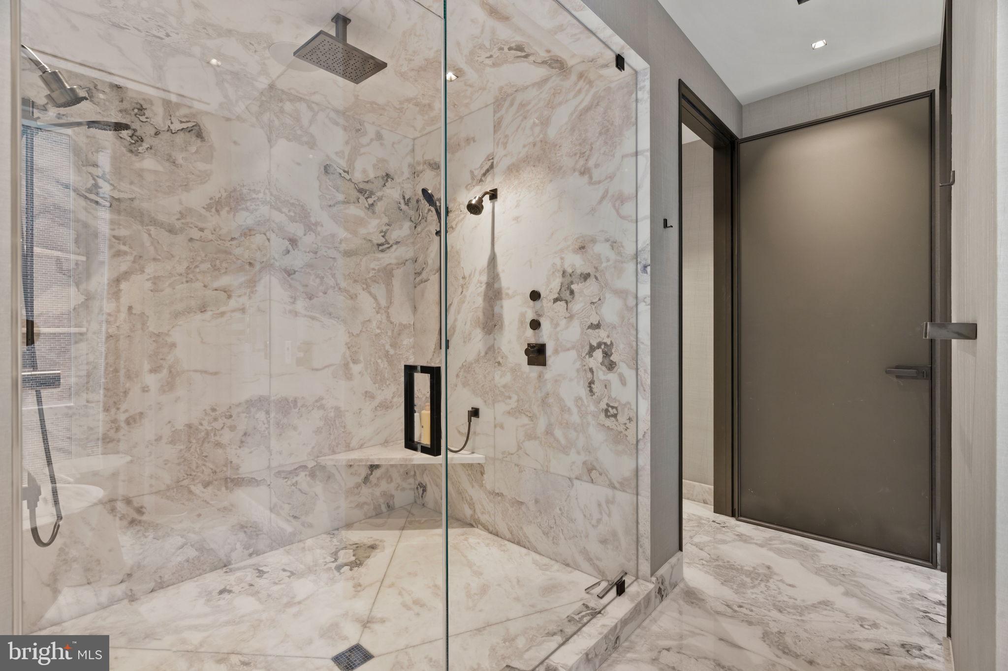 An Extraordinary Custom Full Floor Trophy Unit at 500 WalnutLocated wi – image 79
