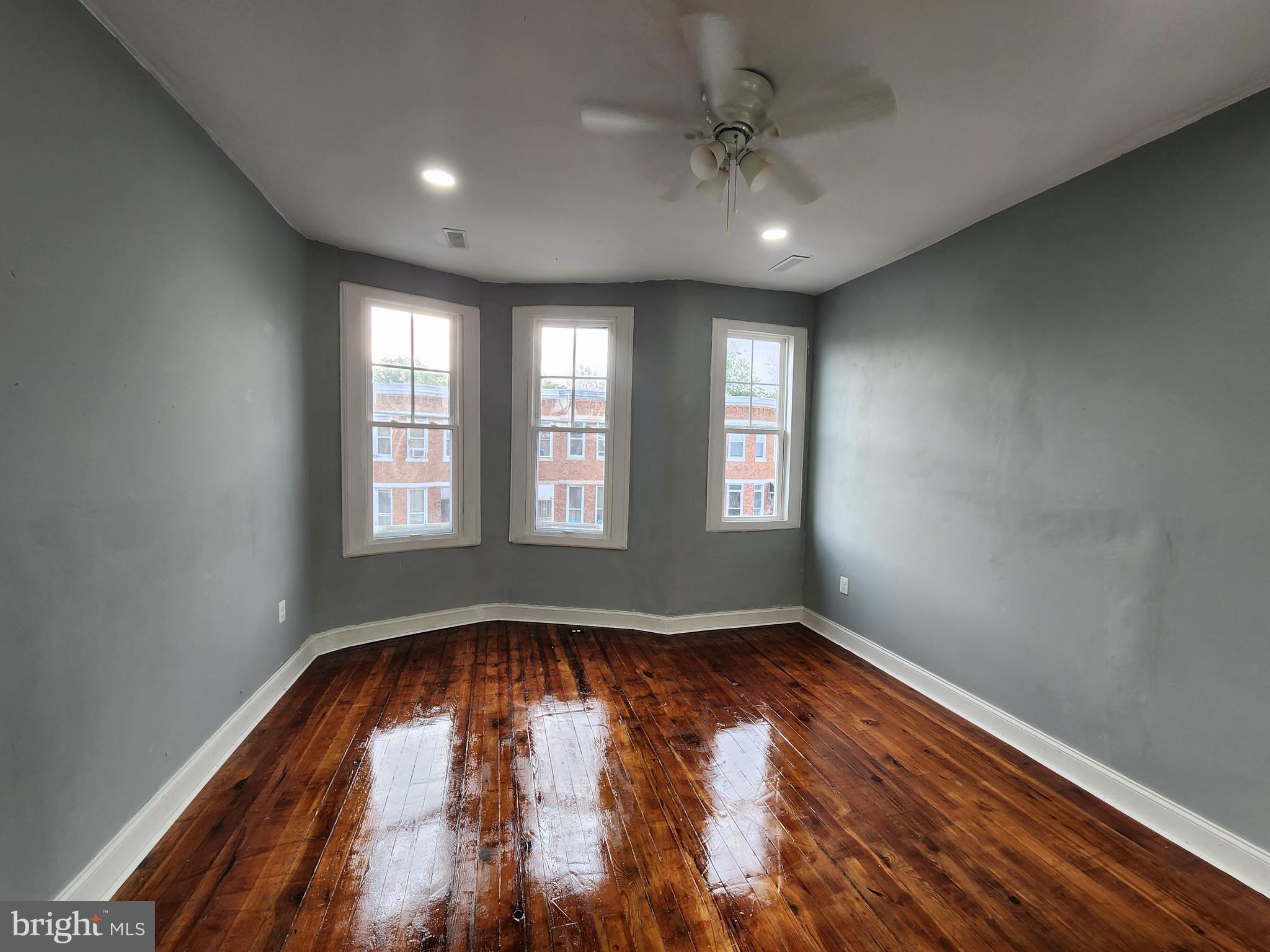 MIDTOWN EDMONDSON - Residential
