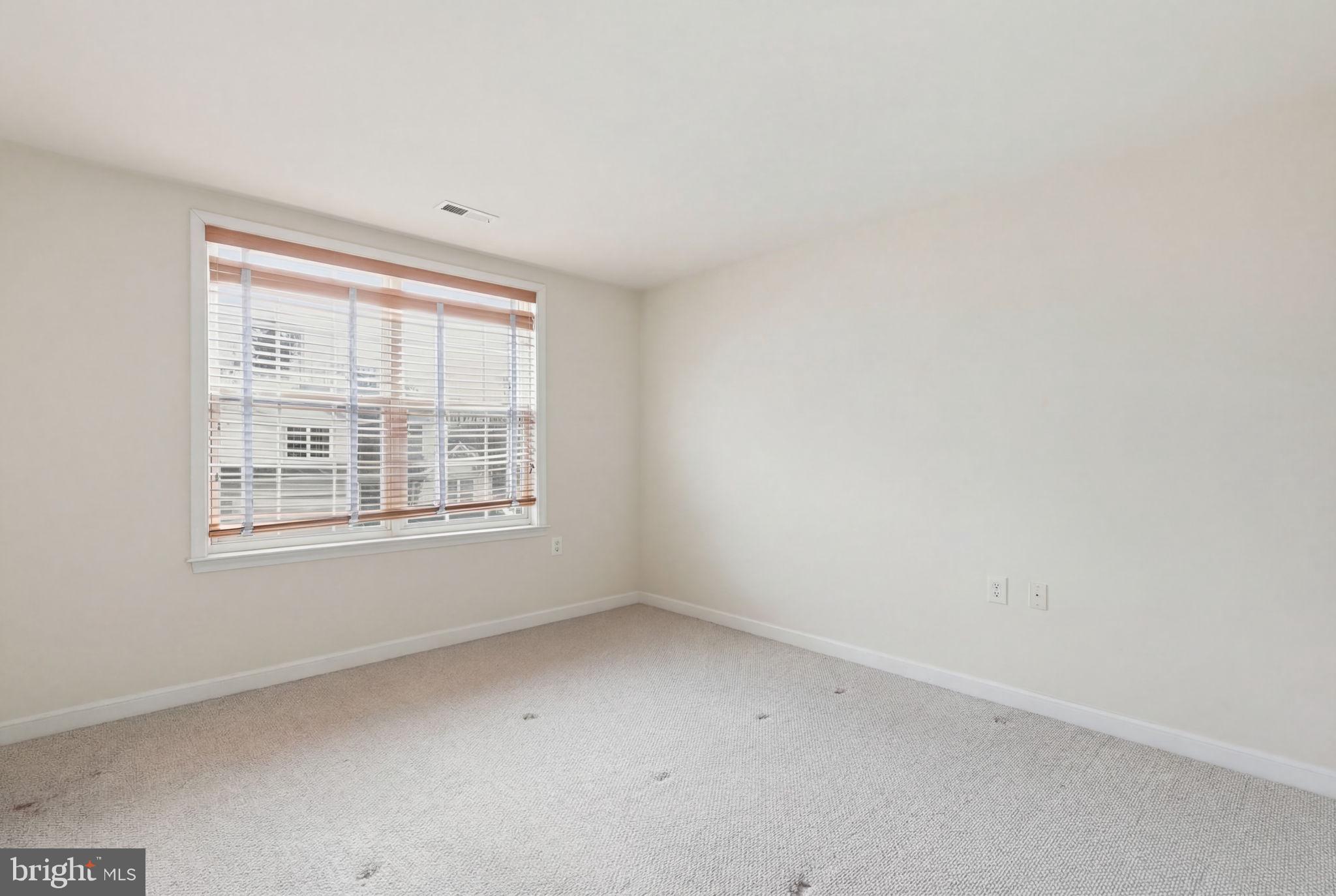 FLOWERS MILL - Residential