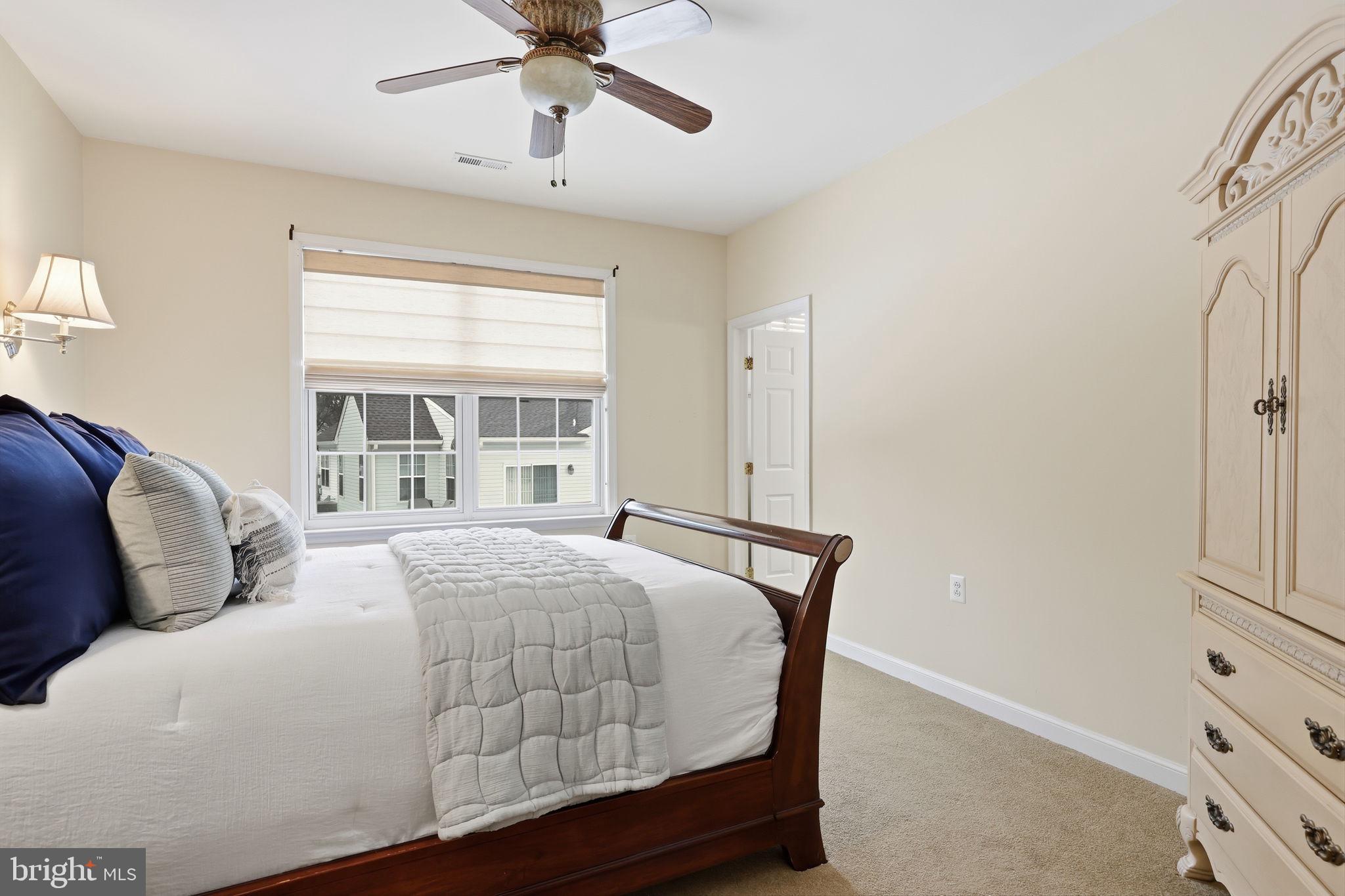 FLOWERS MILL - Residential