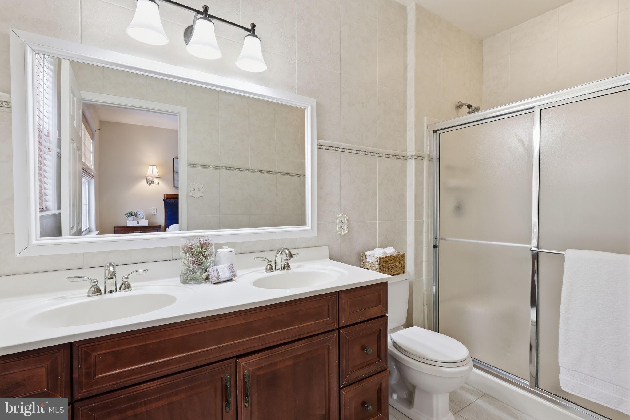 FLOWERS MILL - Residential