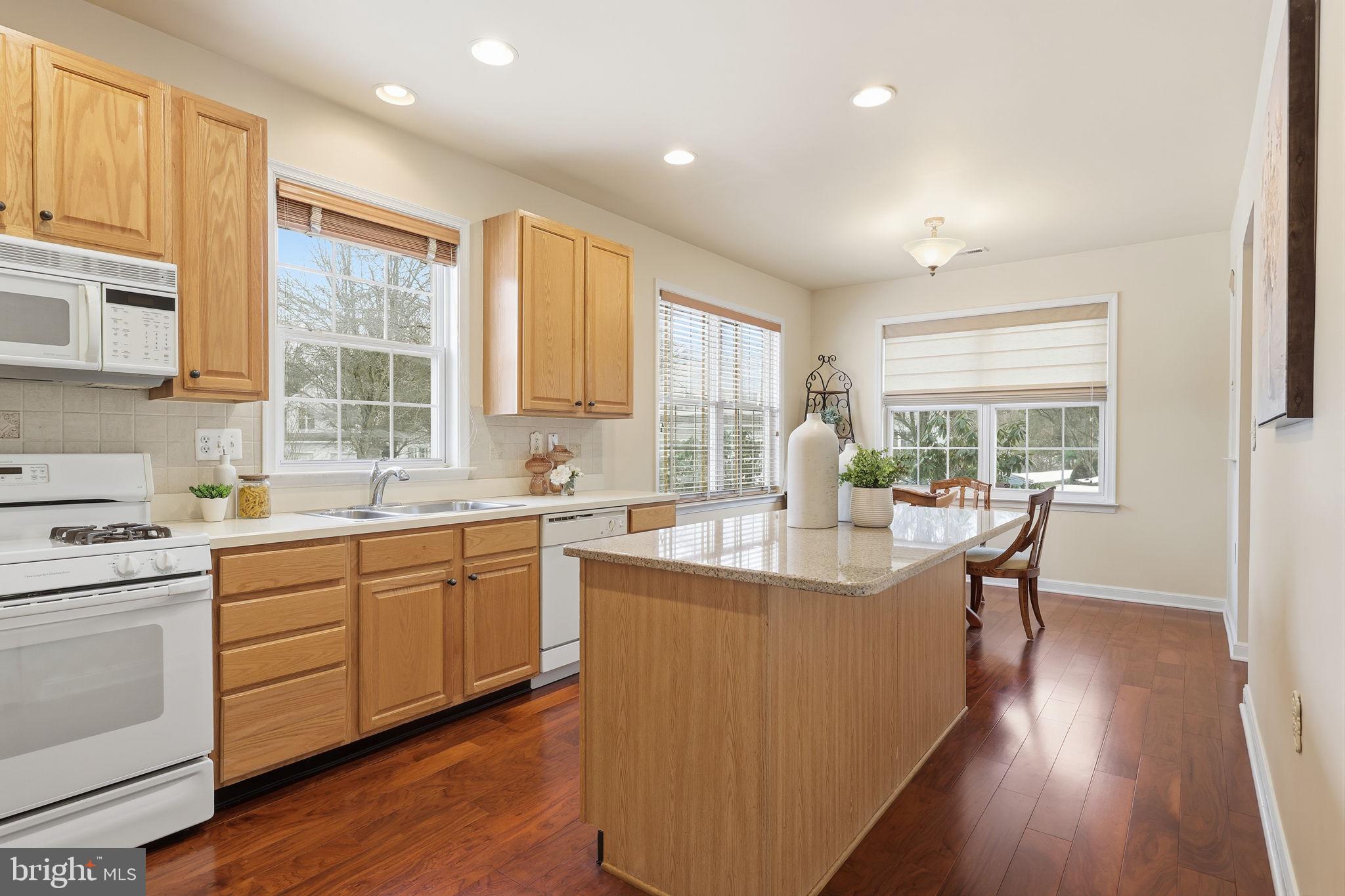 FLOWERS MILL - Residential