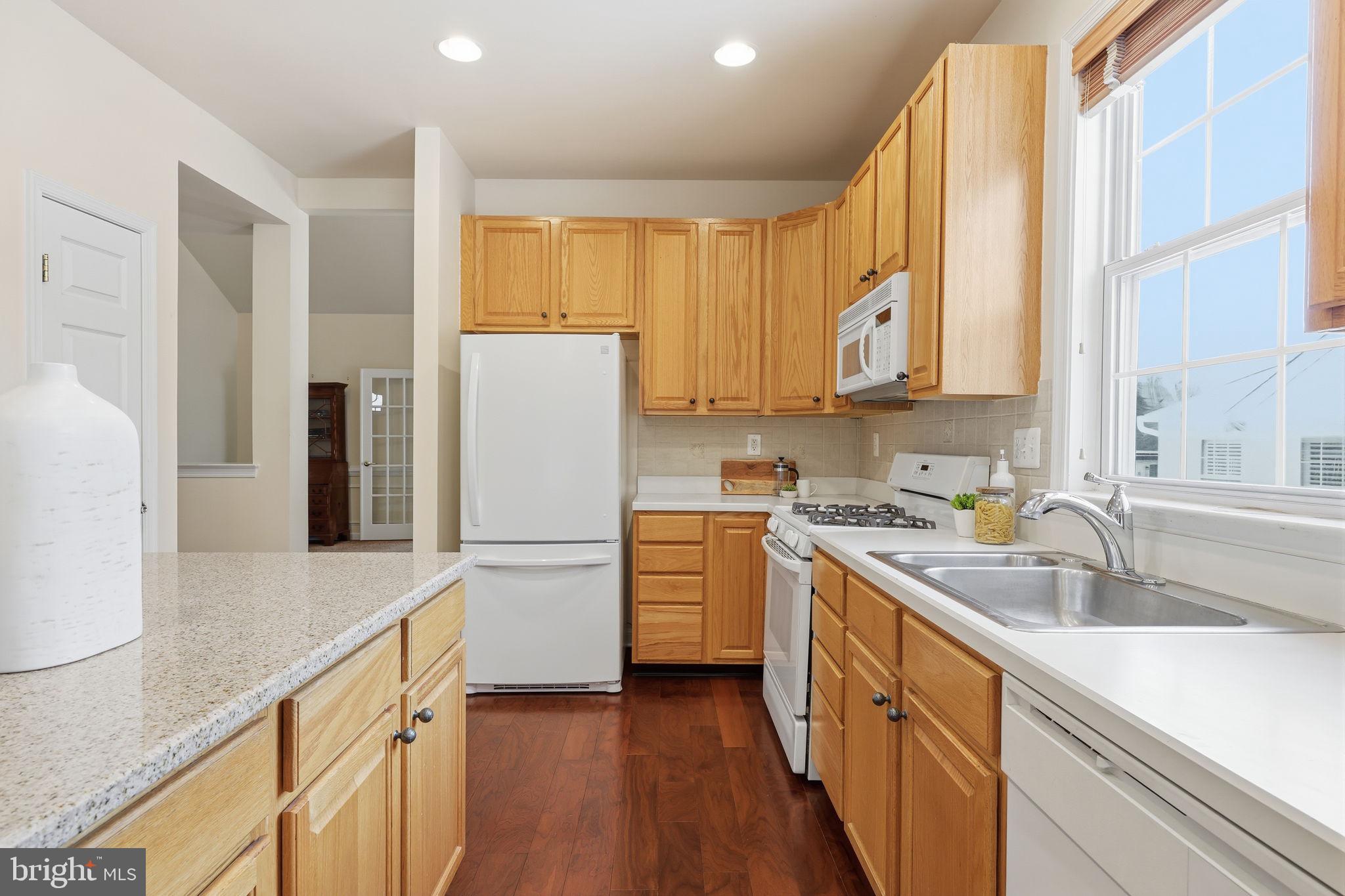 FLOWERS MILL - Residential