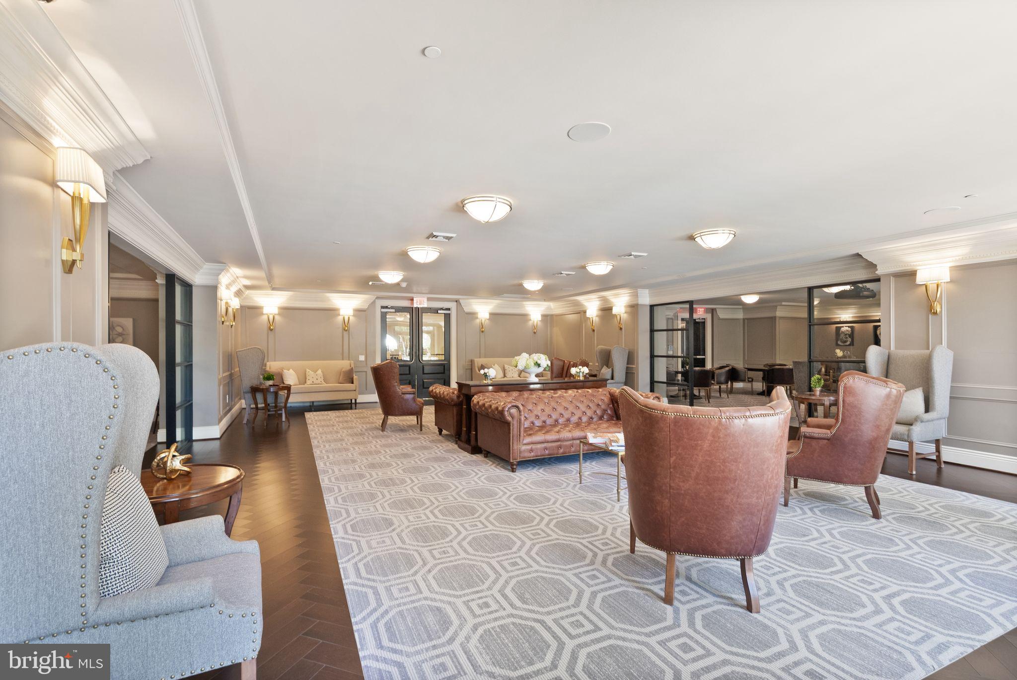 THE SIGNET - Residential