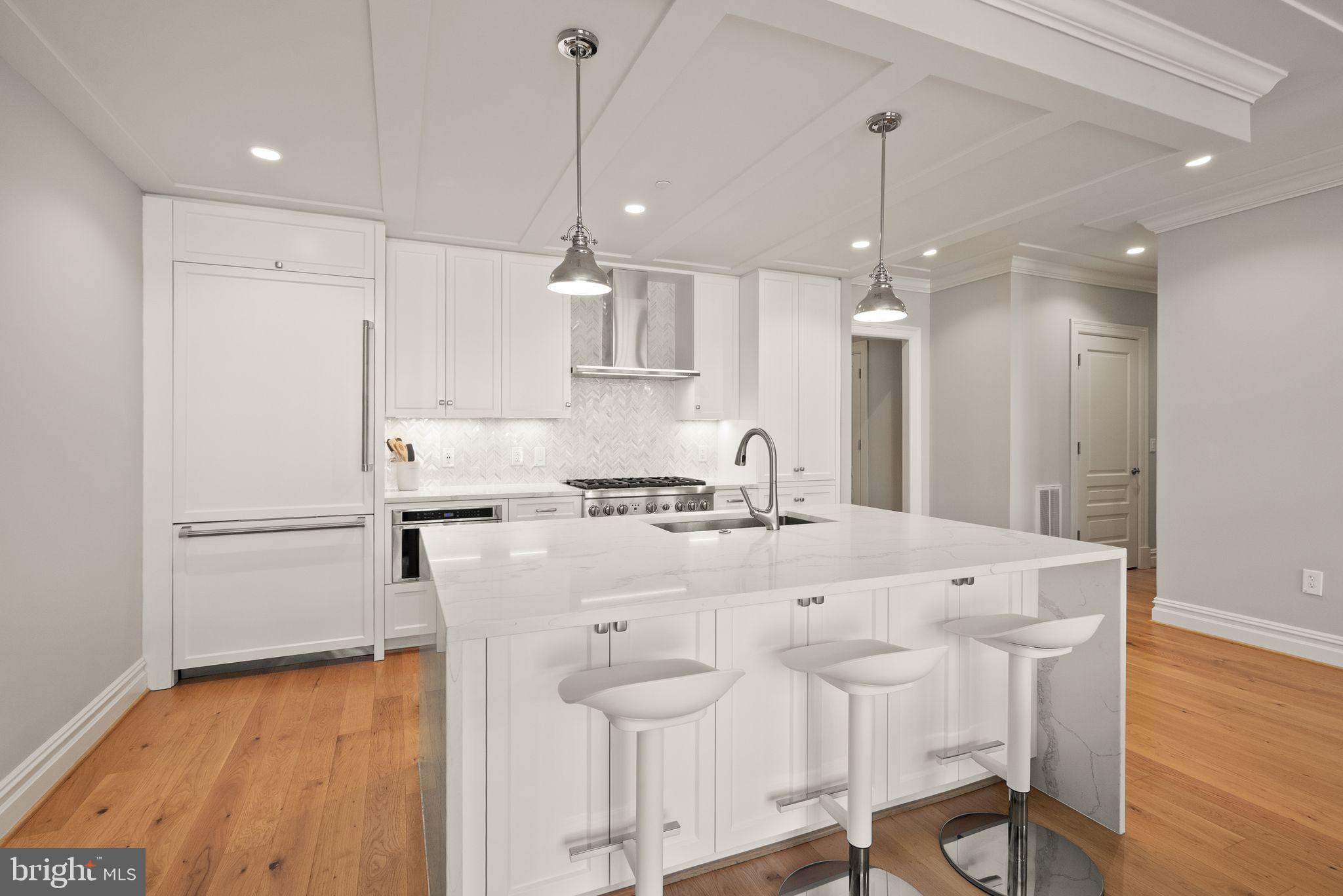 THE SIGNET - Residential