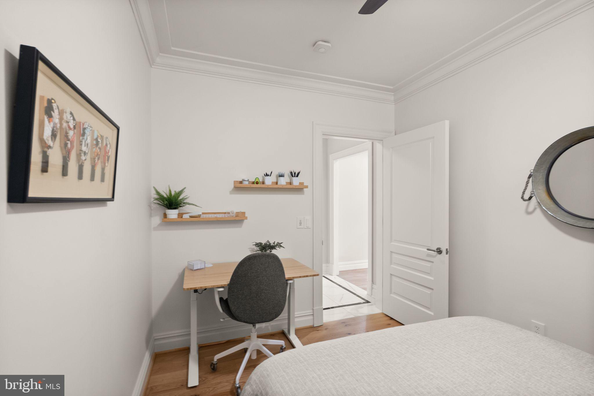 THE SIGNET - Residential