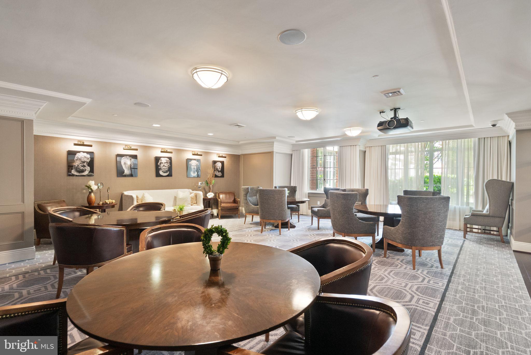 THE SIGNET - Residential