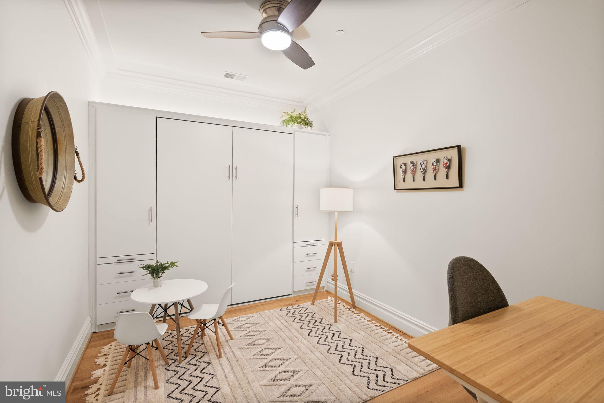 THE SIGNET - Residential