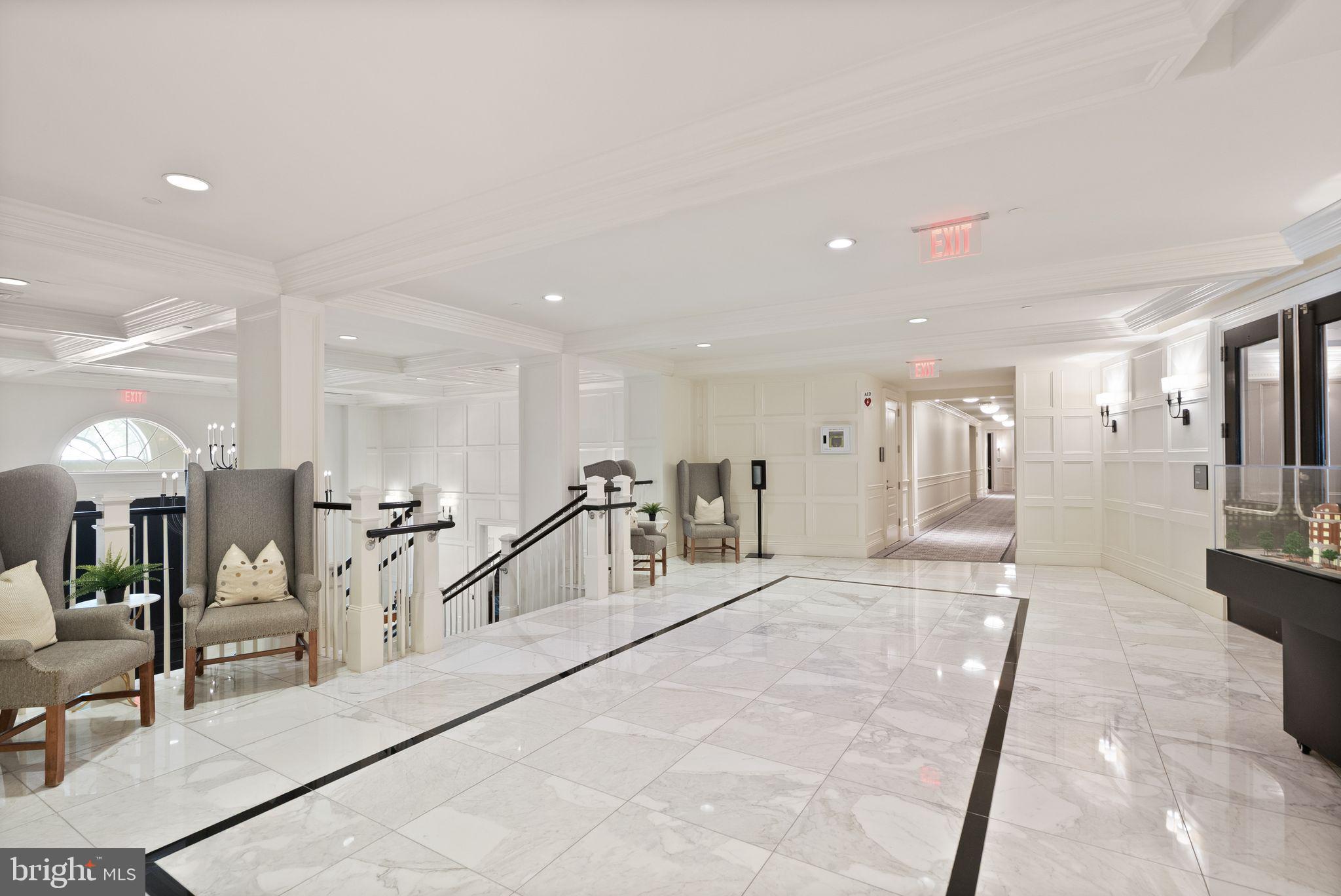 THE SIGNET - Residential
