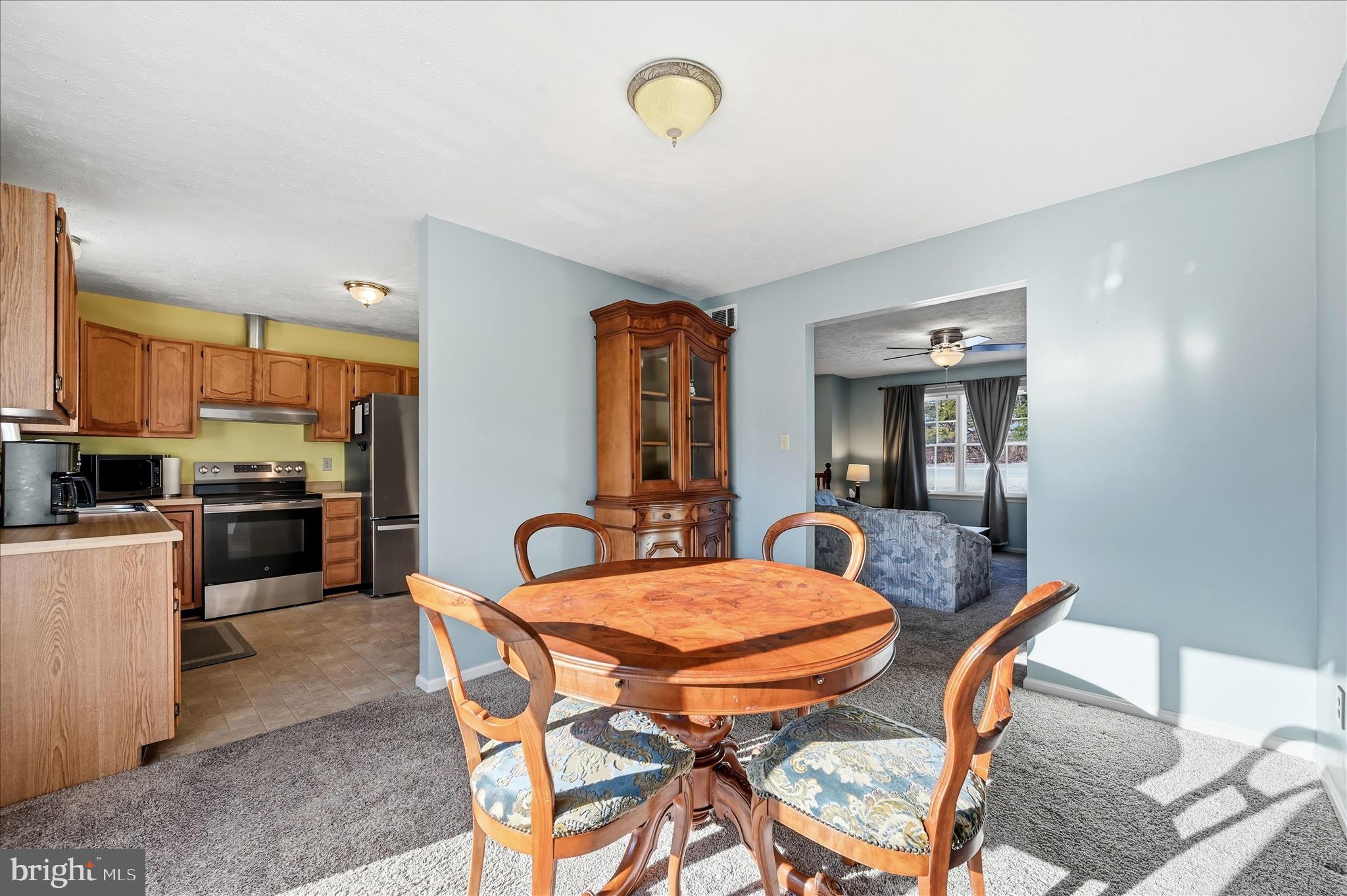 LAKE HOLIDAY ESTATES - Residential