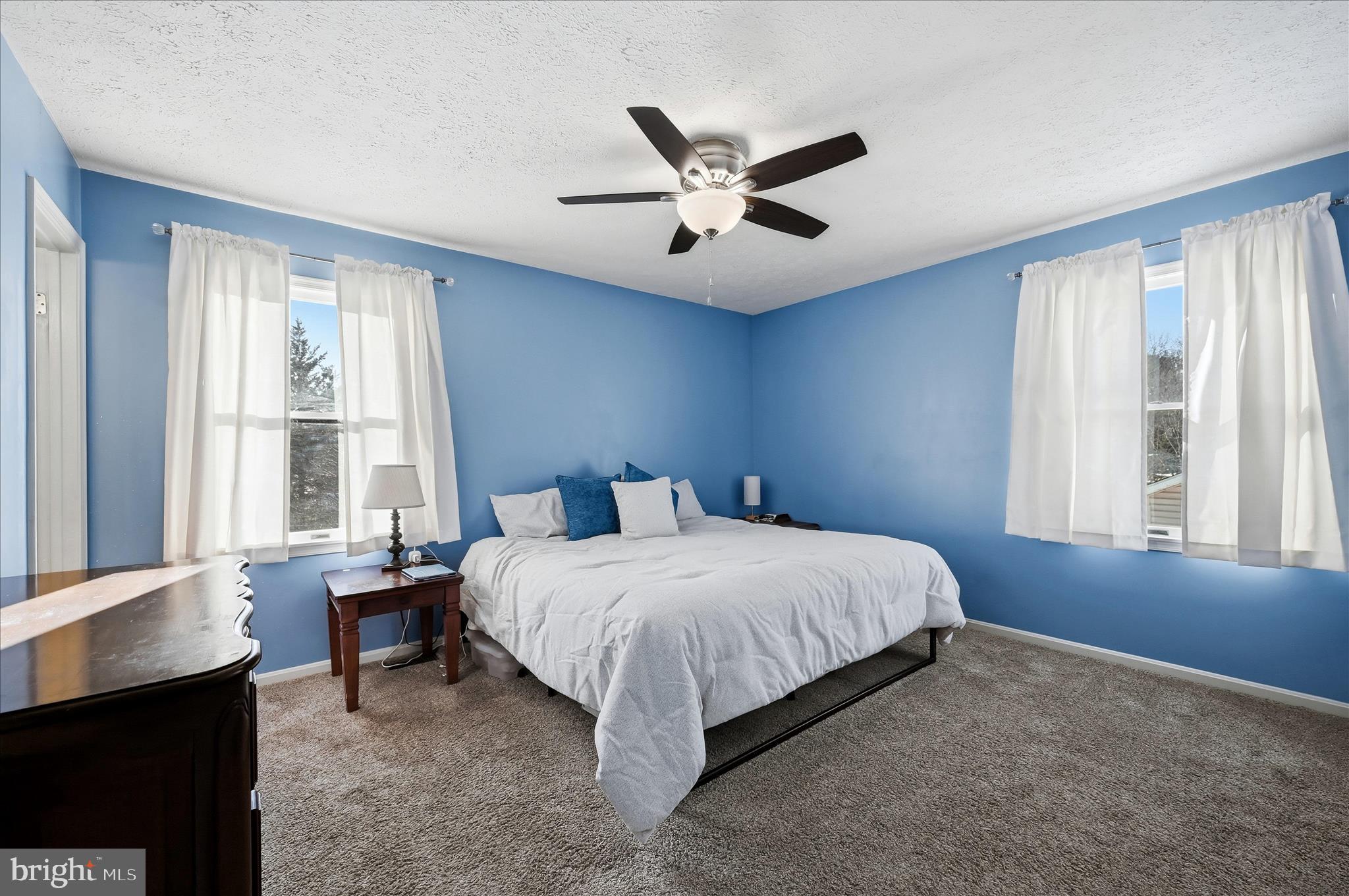 LAKE HOLIDAY ESTATES - Residential