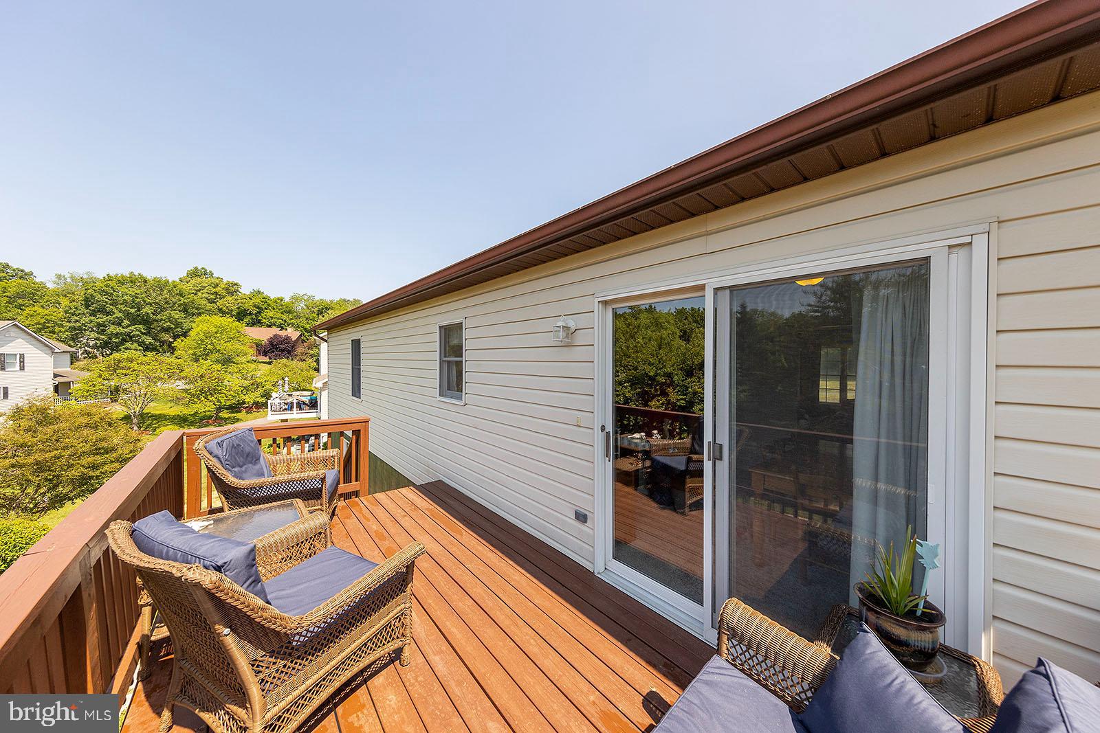 LAKE HOLIDAY ESTATES - Residential