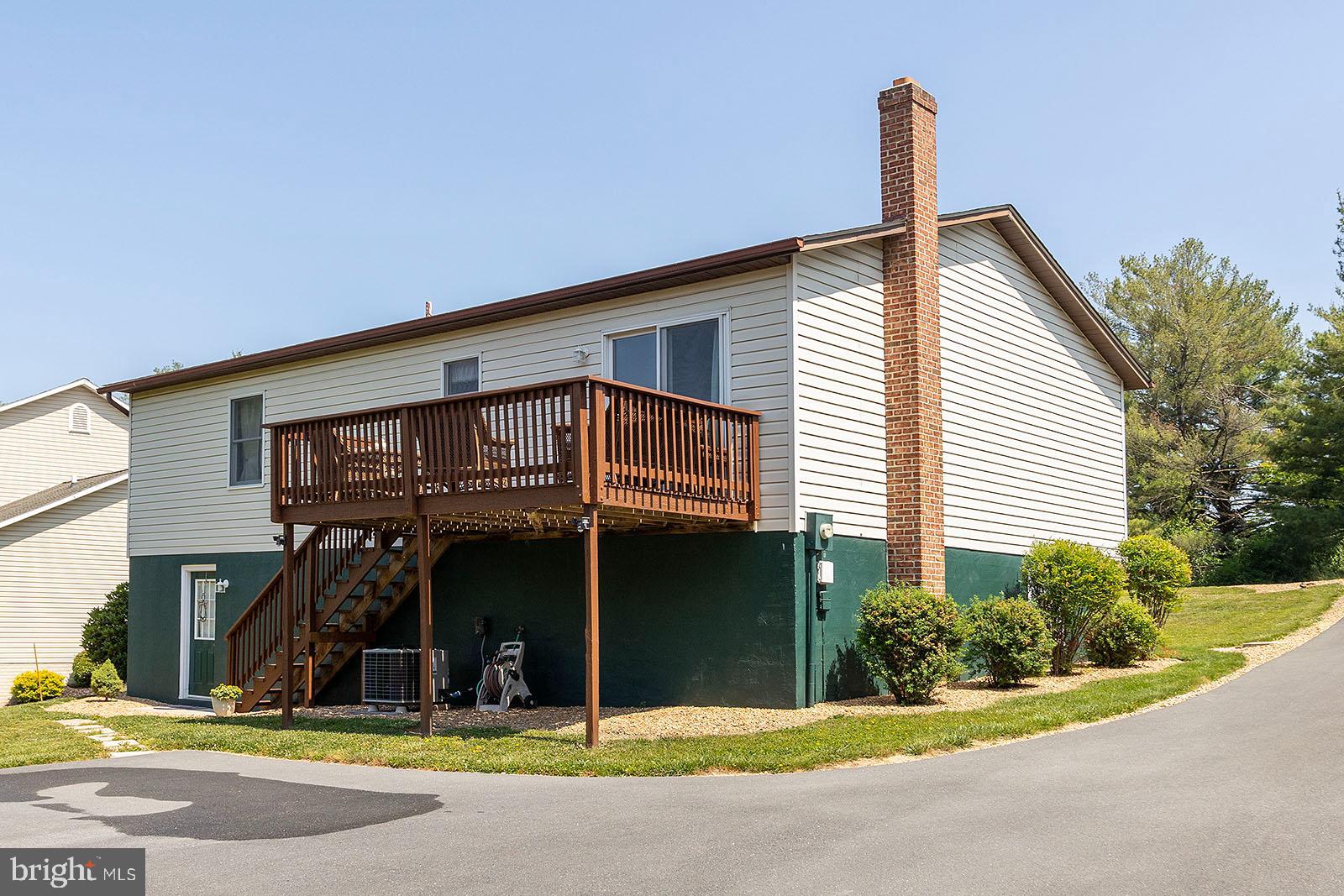 LAKE HOLIDAY ESTATES - Residential