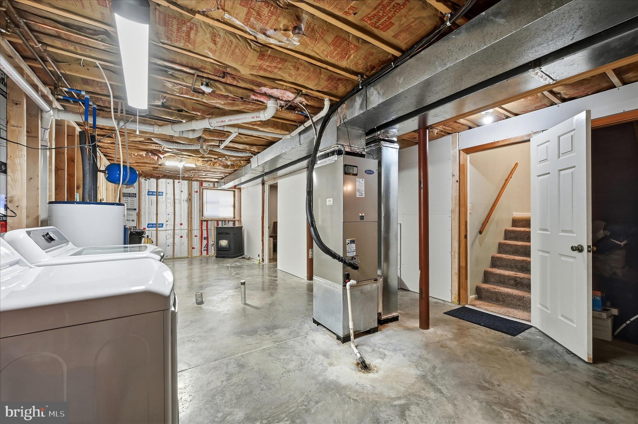 LAKE HOLIDAY ESTATES - Residential