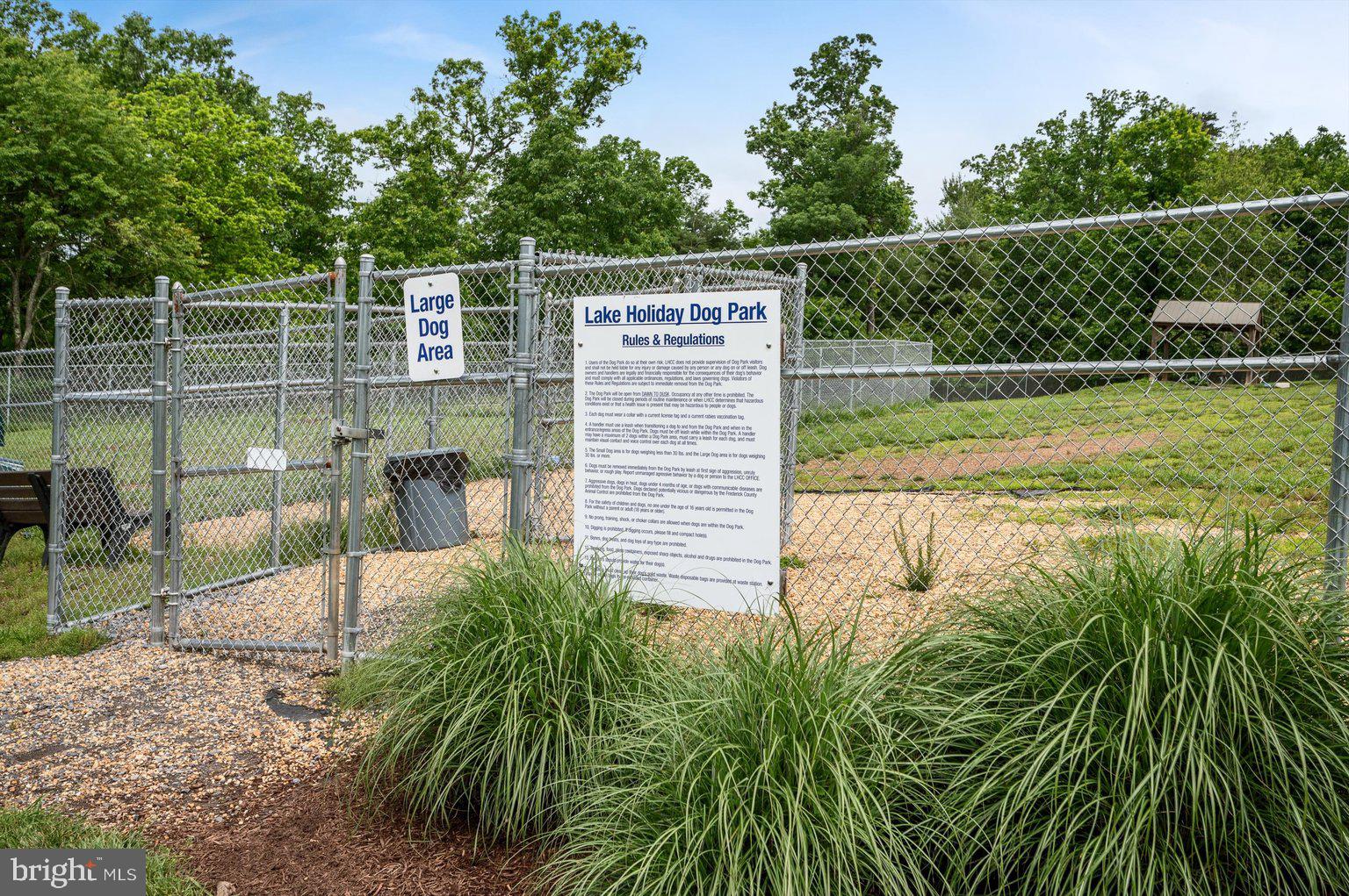 LAKE HOLIDAY ESTATES - Residential