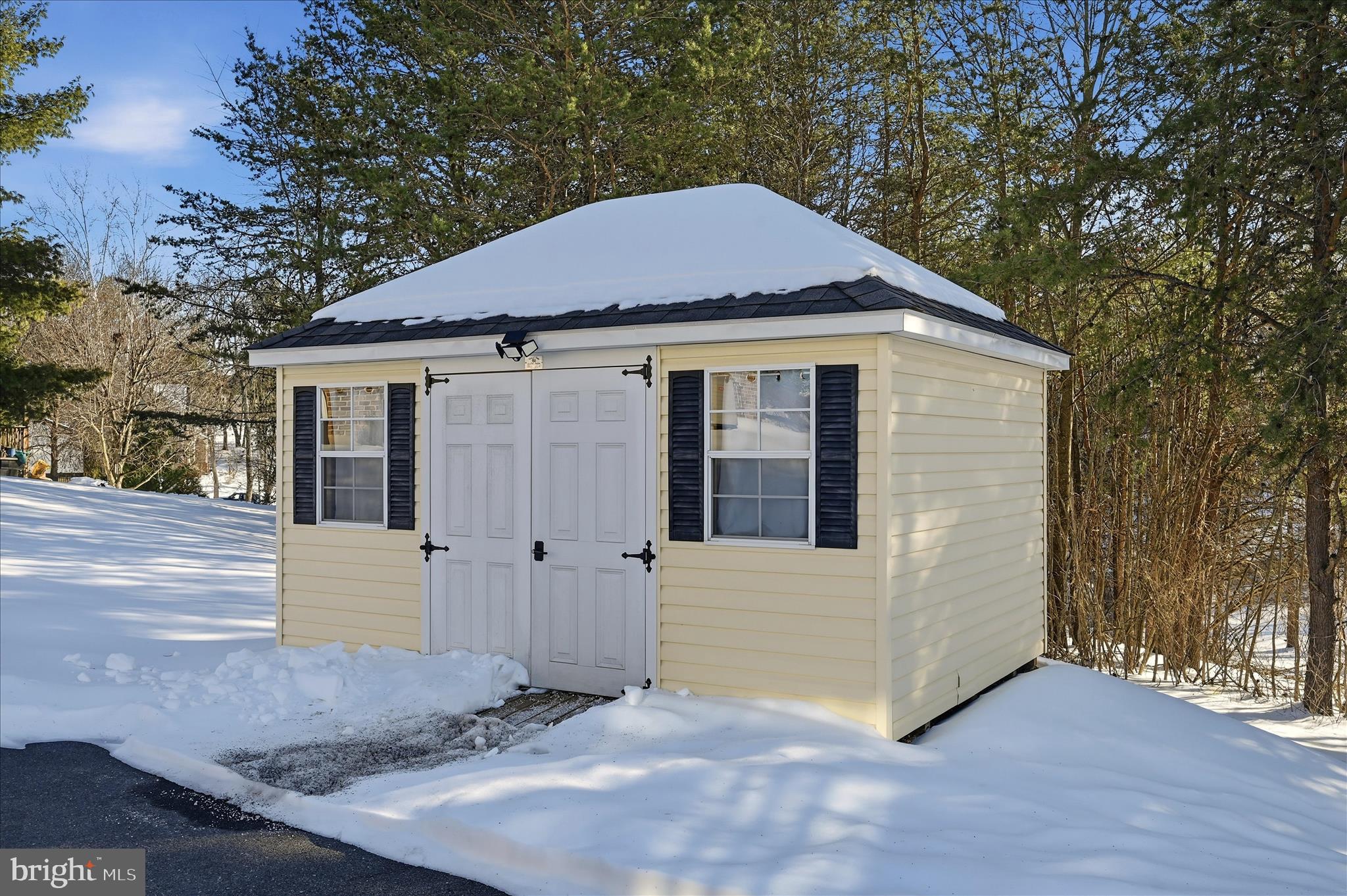 LAKE HOLIDAY ESTATES - Residential