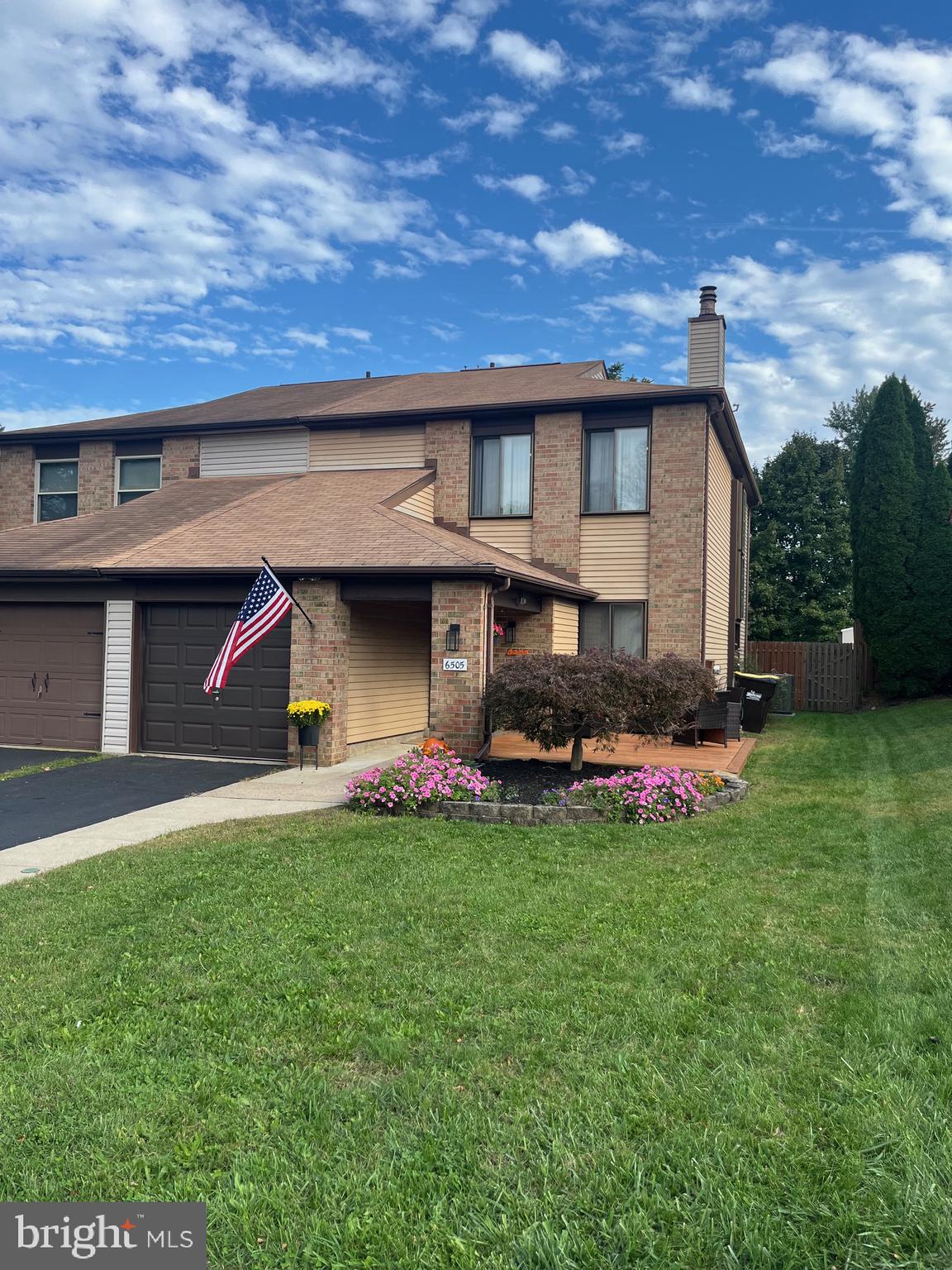 6505 SENATOR LANE