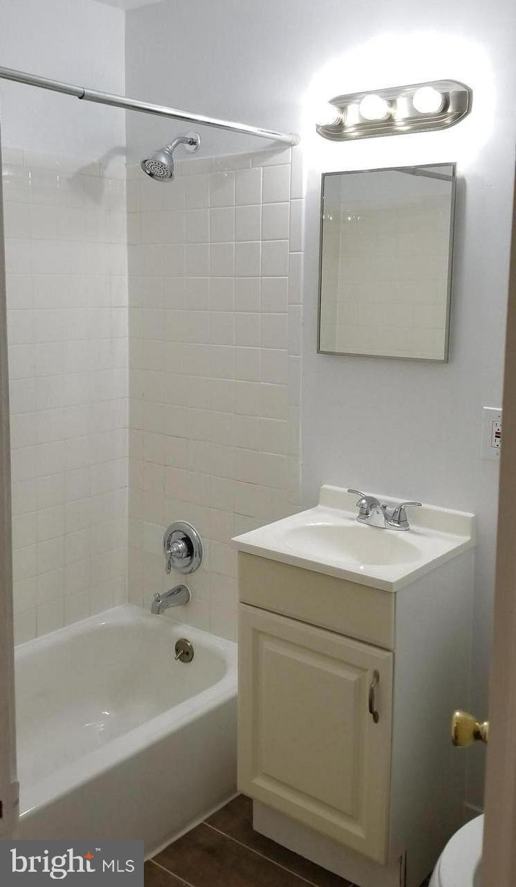 WOODMONT SPRINGS - Residential Lease