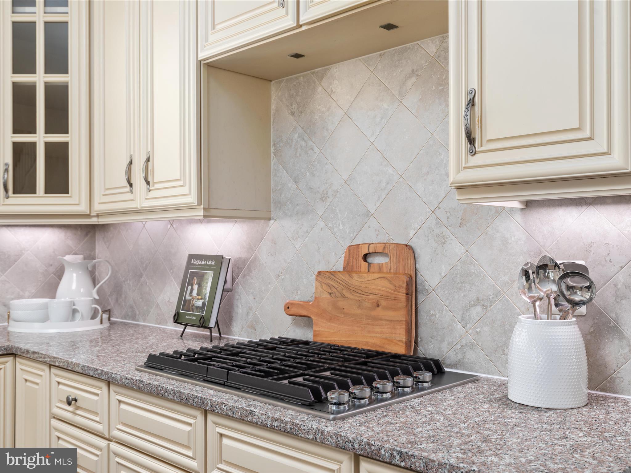 DOMINION VALLEY COUNTRY CLUB - Residential