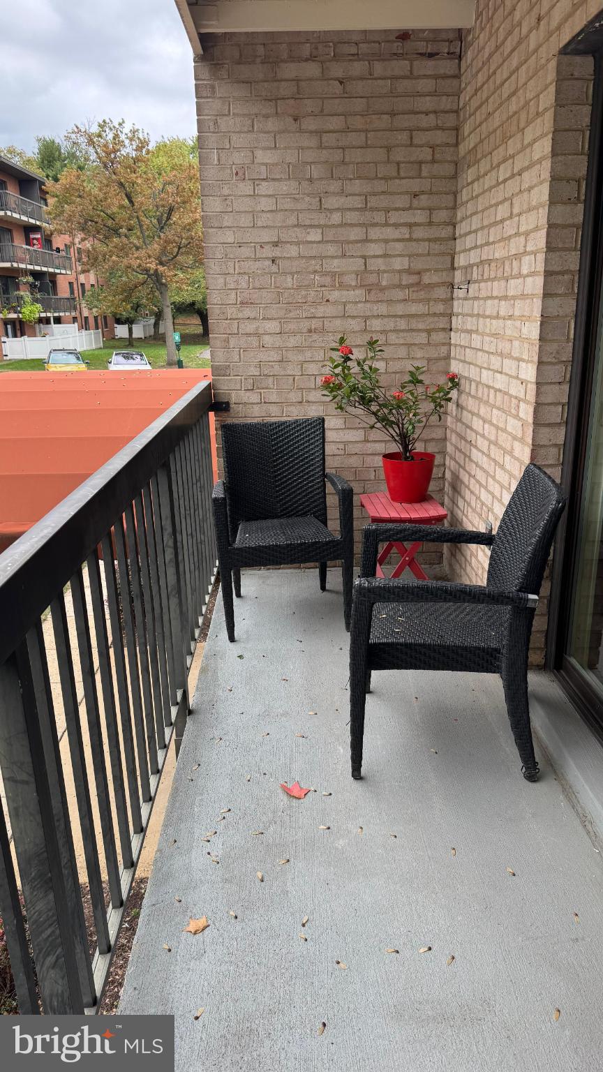 BOLLING BROOK - Residential