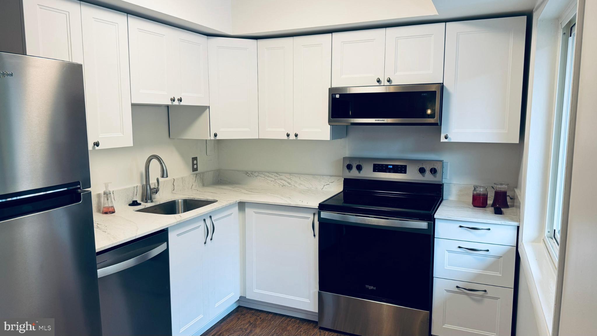 BOLLING BROOK - Residential