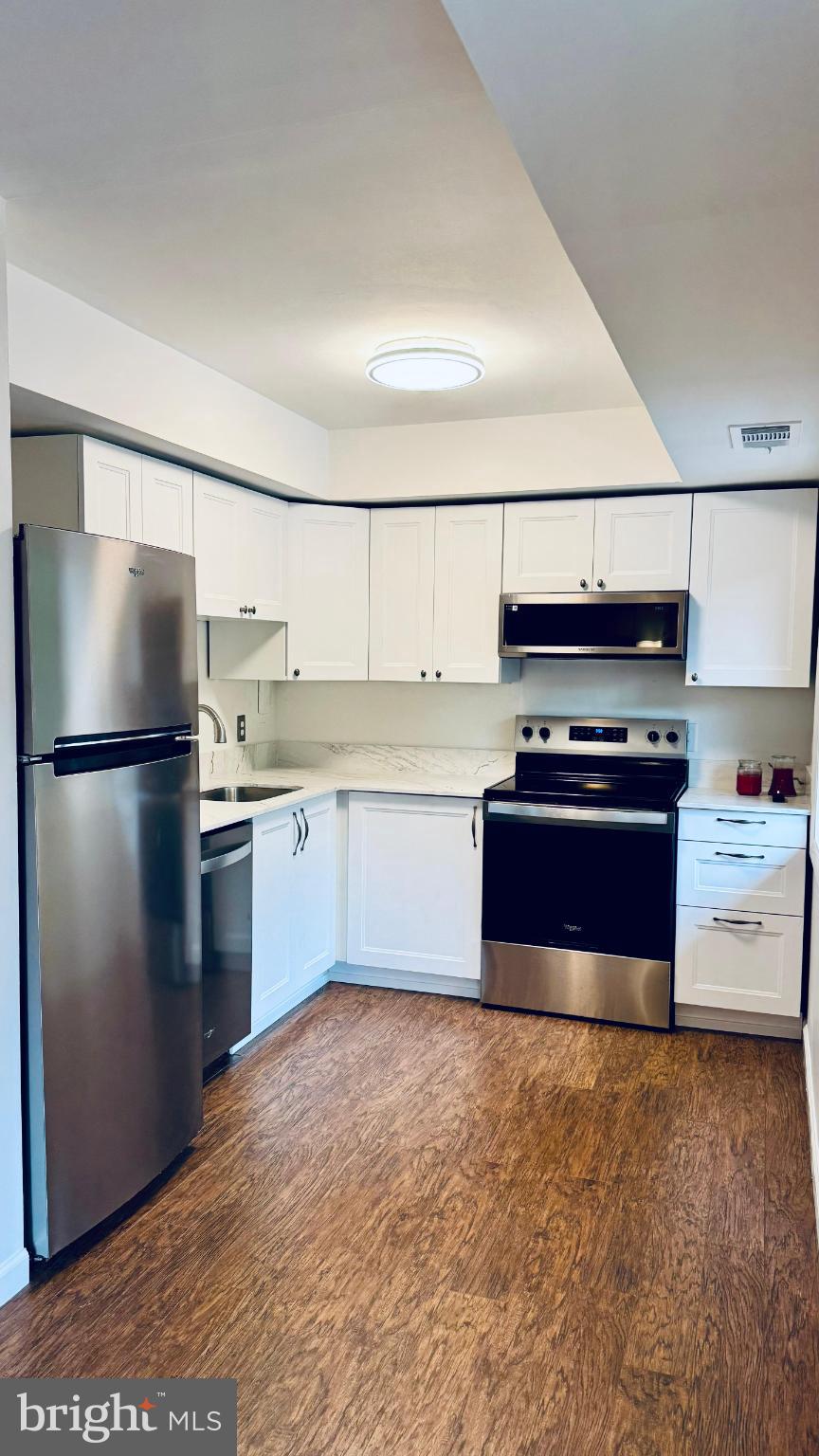 BOLLING BROOK - Residential