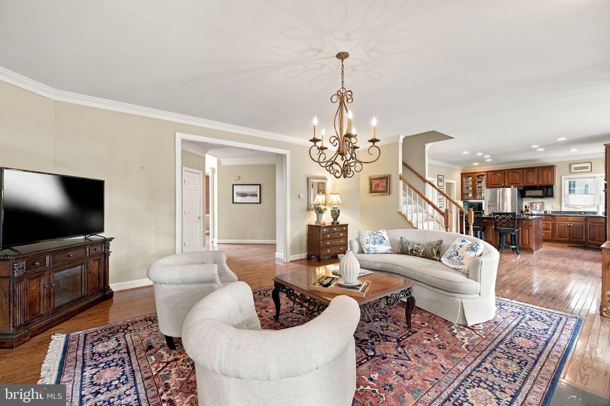 6032 ERINBLAIR LOOP