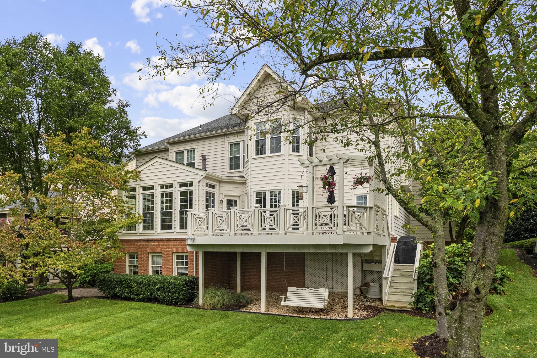 6032 ERINBLAIR LOOP